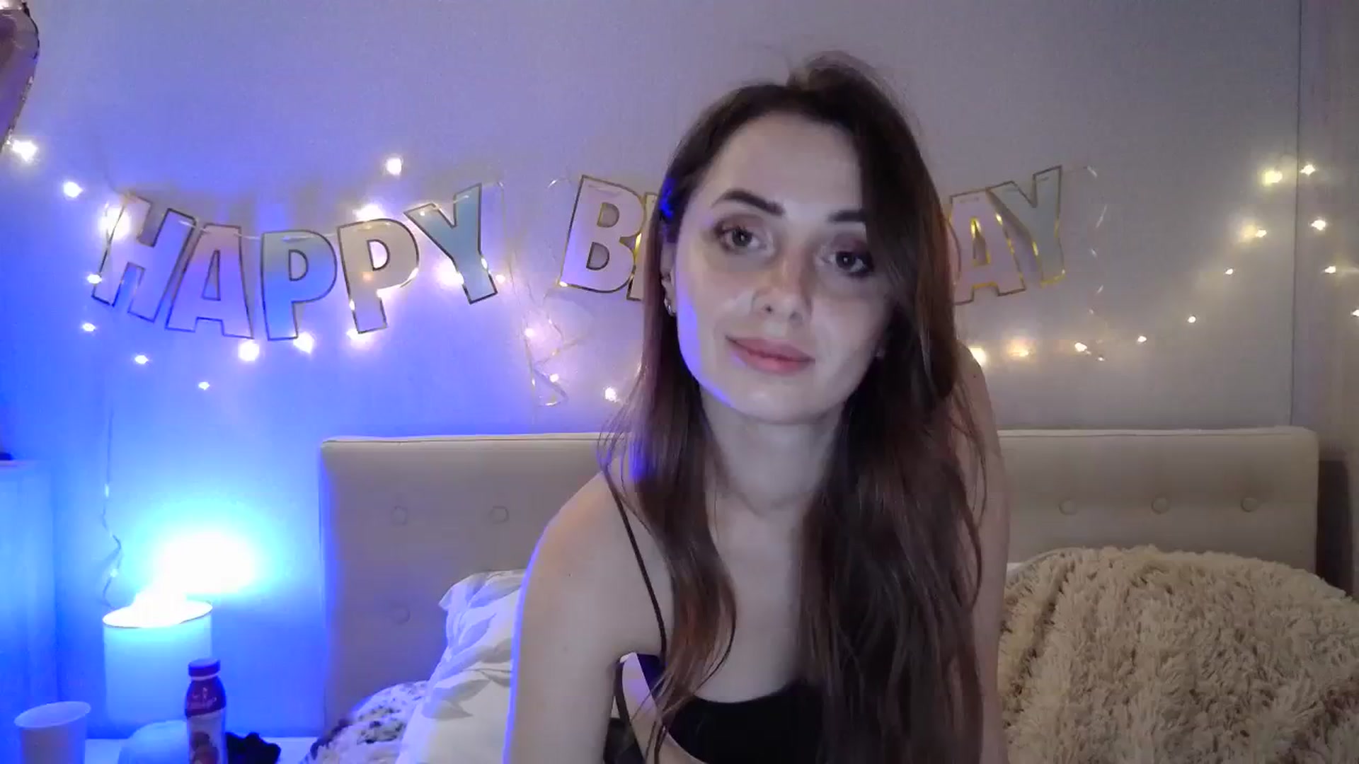 Gallery image thumbnail from Sunrise_Jin's myfreecams stream on, 11/18/2023, 20:41 image 17 of 20
