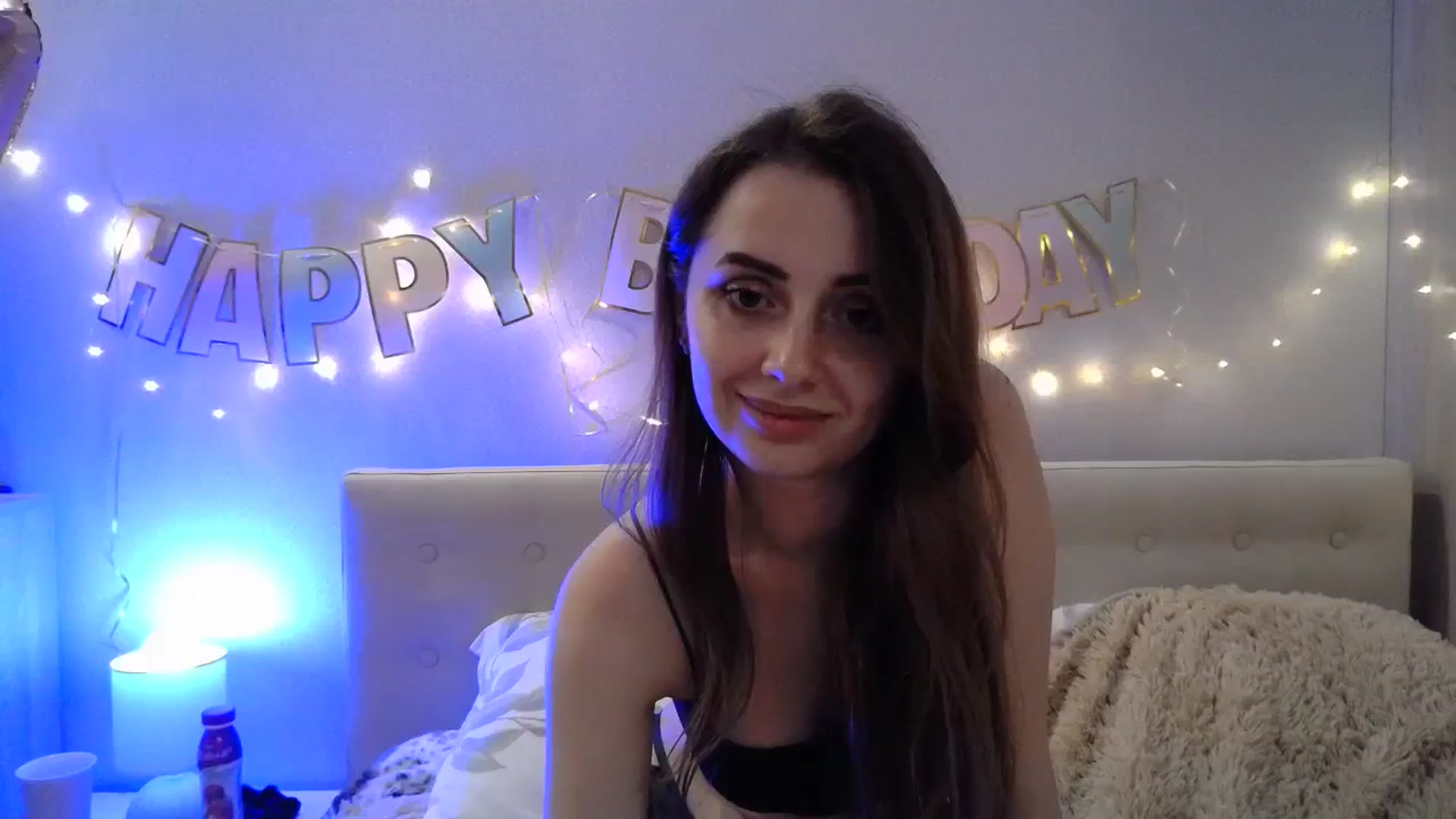 Gallery image thumbnail from Sunrise_Jin's myfreecams stream on, 11/18/2023, 20:41 image 16 of 20