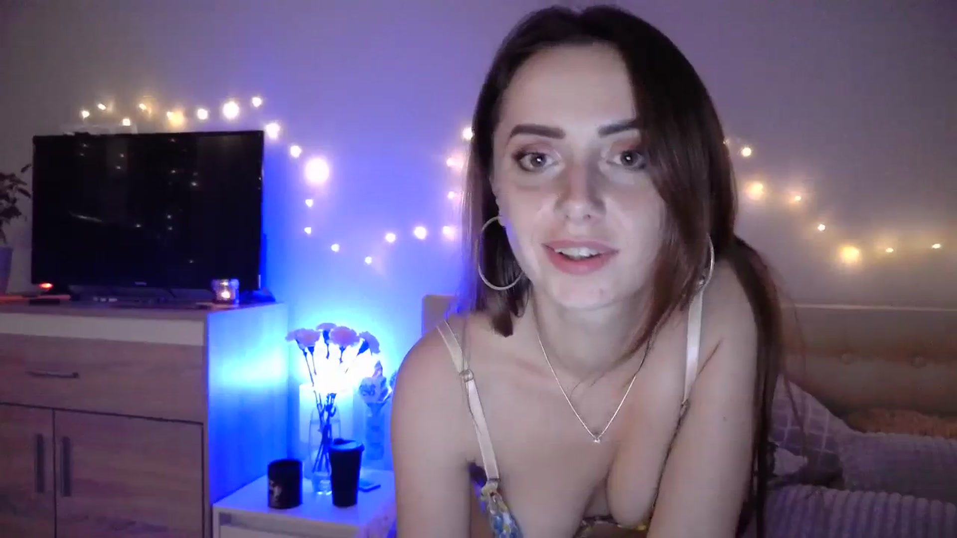 Gallery image thumbnail from Sunrise_Jin's myfreecams stream on, 11/24/2023, 01:05 image 20 of 20
