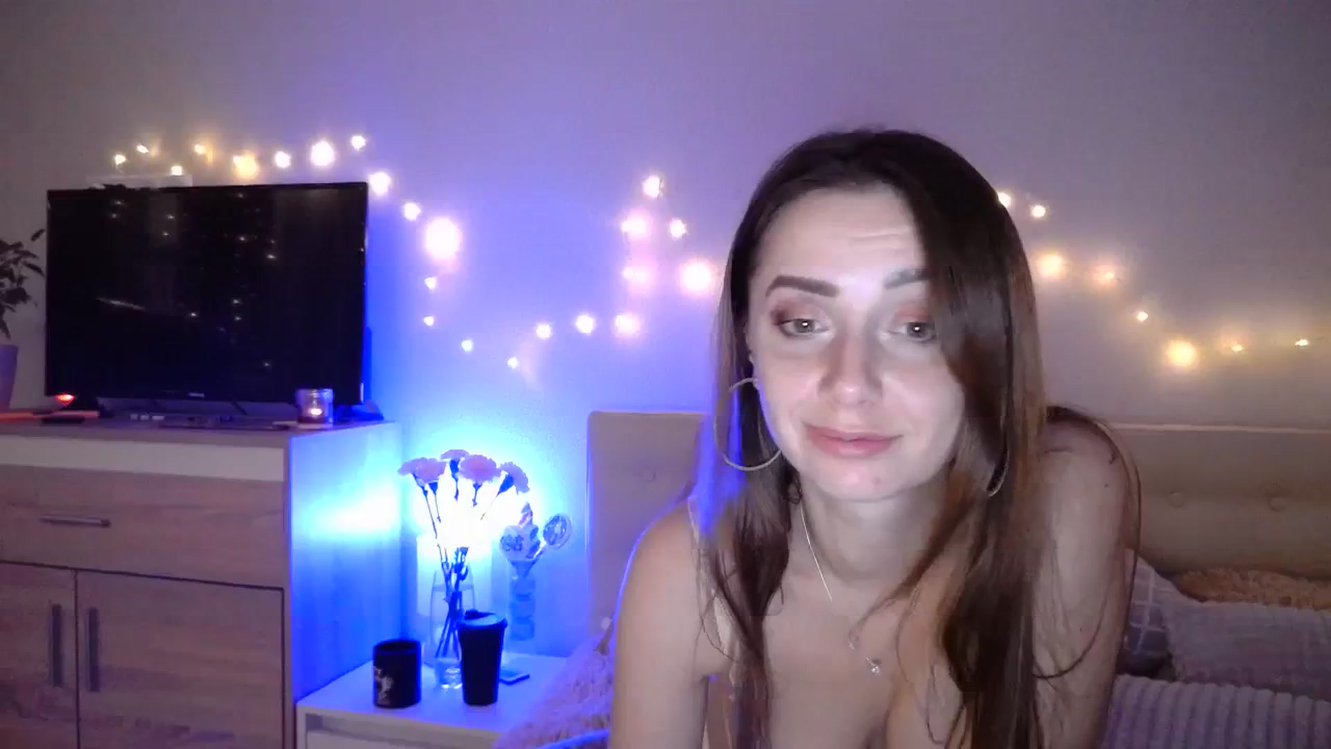 Gallery image thumbnail from Sunrise_Jin's myfreecams stream on, 11/24/2023, 01:05 image 9 of 20