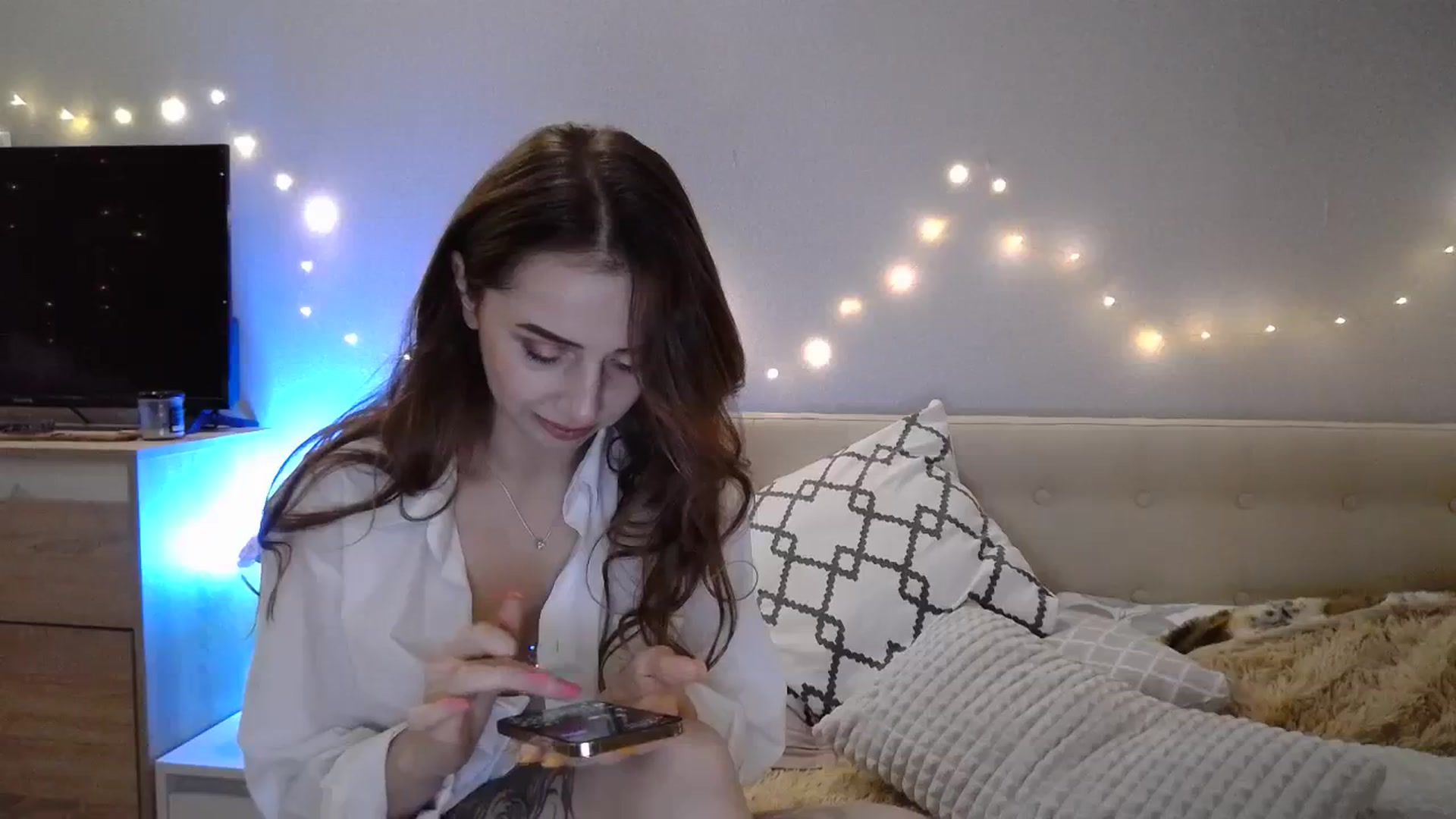 Gallery image thumbnail from Sunrise_Jin's myfreecams stream on, 11/27/2023, 20:09 image 7 of 20