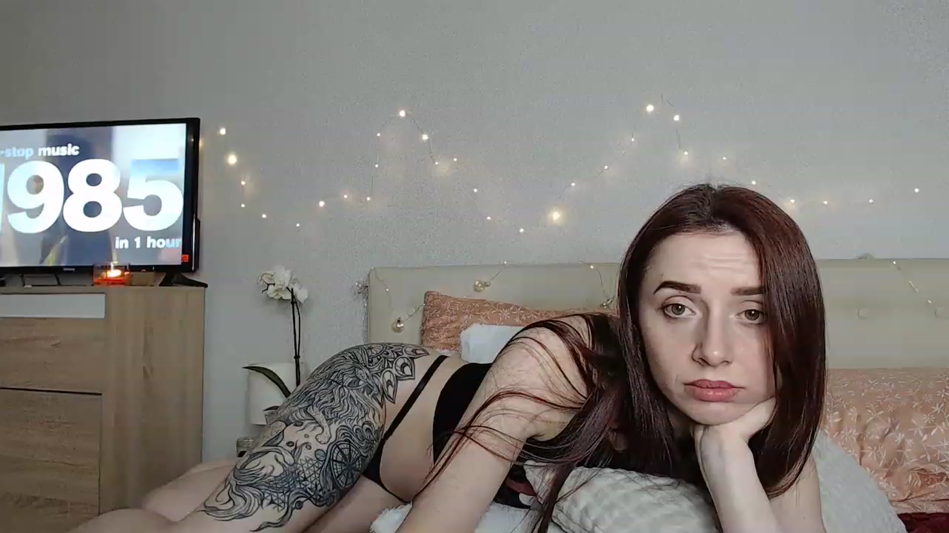 Gallery image thumbnail from Sunrise_Ntl's myfreecams stream on, 03/02/2023, 21:52 image 13 of 20