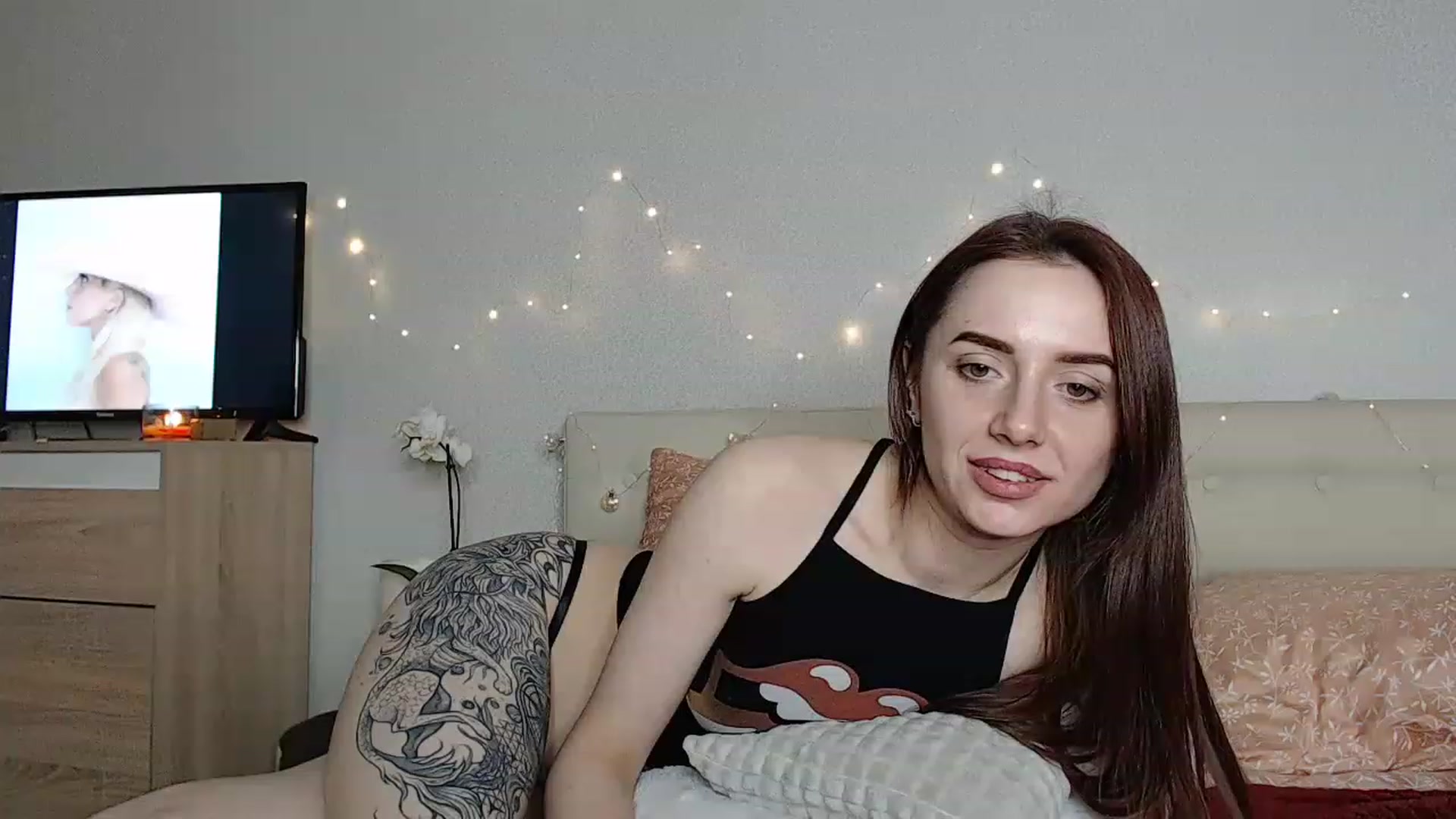 Gallery image thumbnail from Sunrise_Ntl's myfreecams stream on, 03/02/2023, 21:52 image 5 of 20