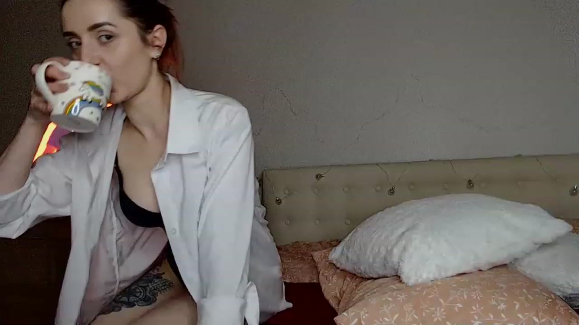 Gallery image thumbnail from Sunrise_Ntl's myfreecams stream on, 03/08/2023, 01:21 image 20 of 20