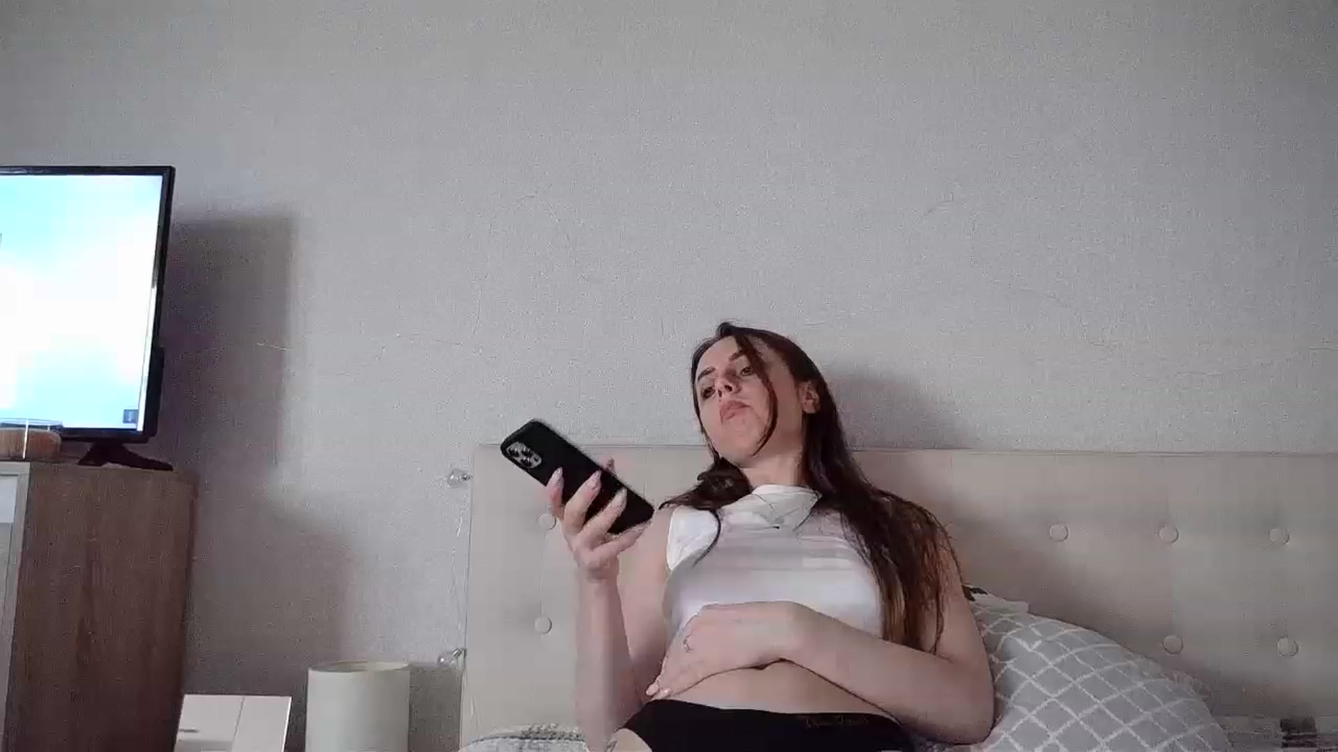 Gallery image thumbnail from Sunrise_Ntl's myfreecams stream on, 06/25/2023, 15:08 image 4 of 20