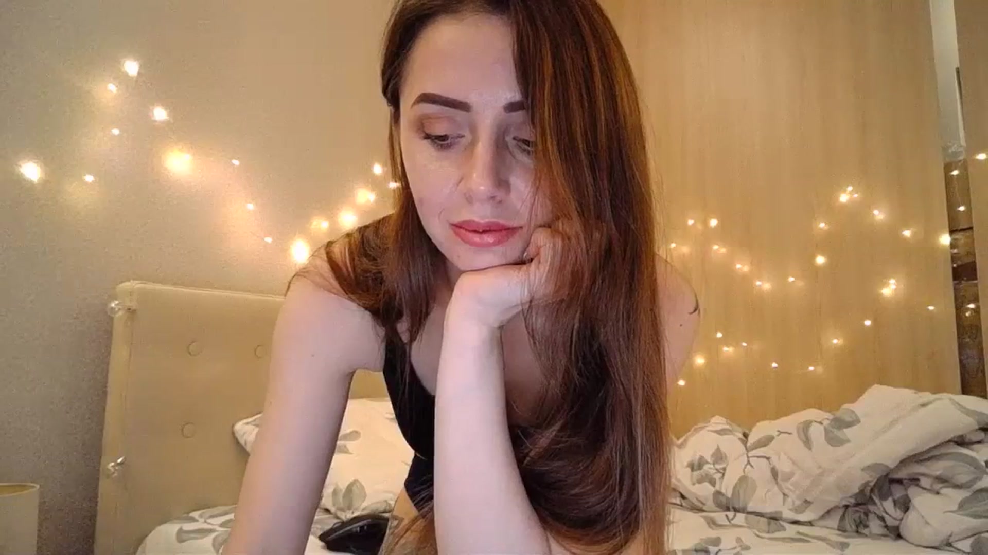 Gallery image thumbnail from Sunrise_Ntl's myfreecams stream on, 07/04/2023, 21:33 image 5 of 20
