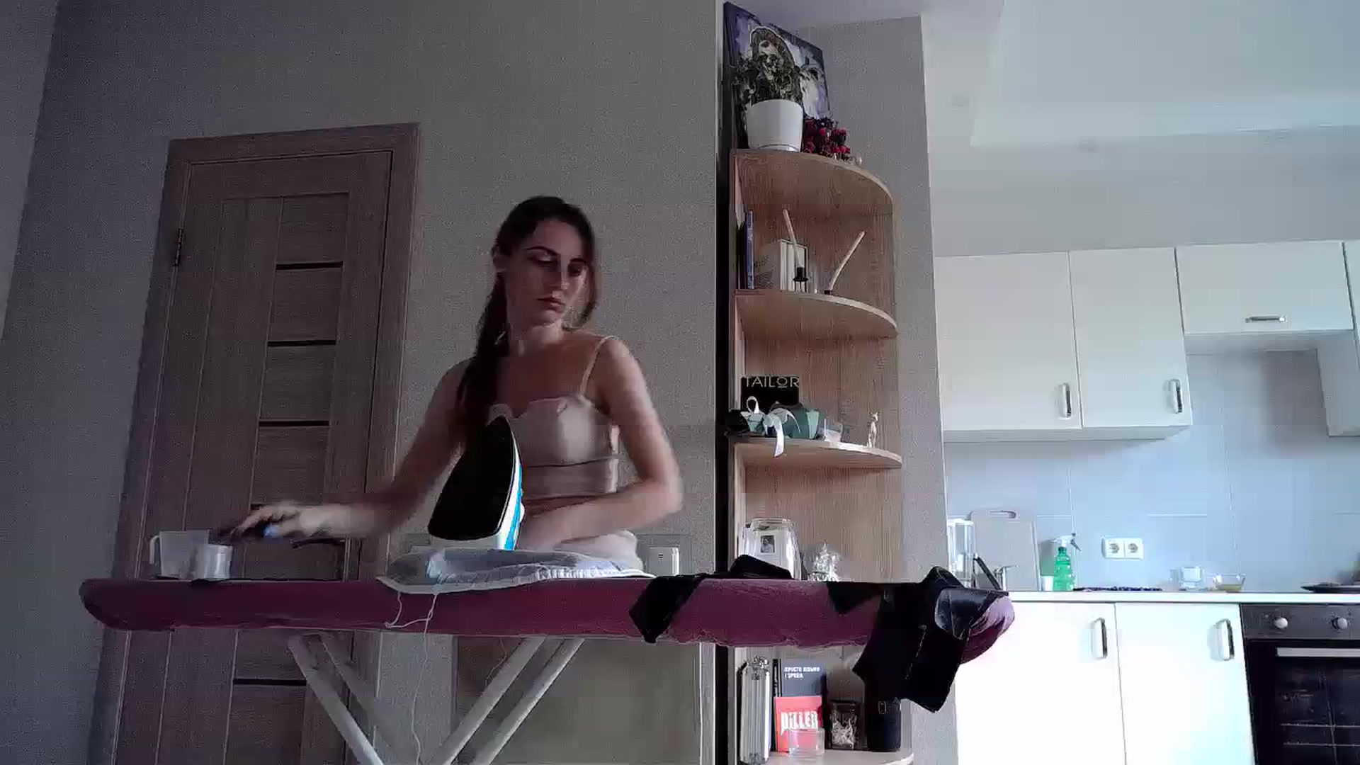 Gallery image thumbnail from Sunrise_Ntl's myfreecams stream on, 08/07/2023, 13:29 image 14 of 20