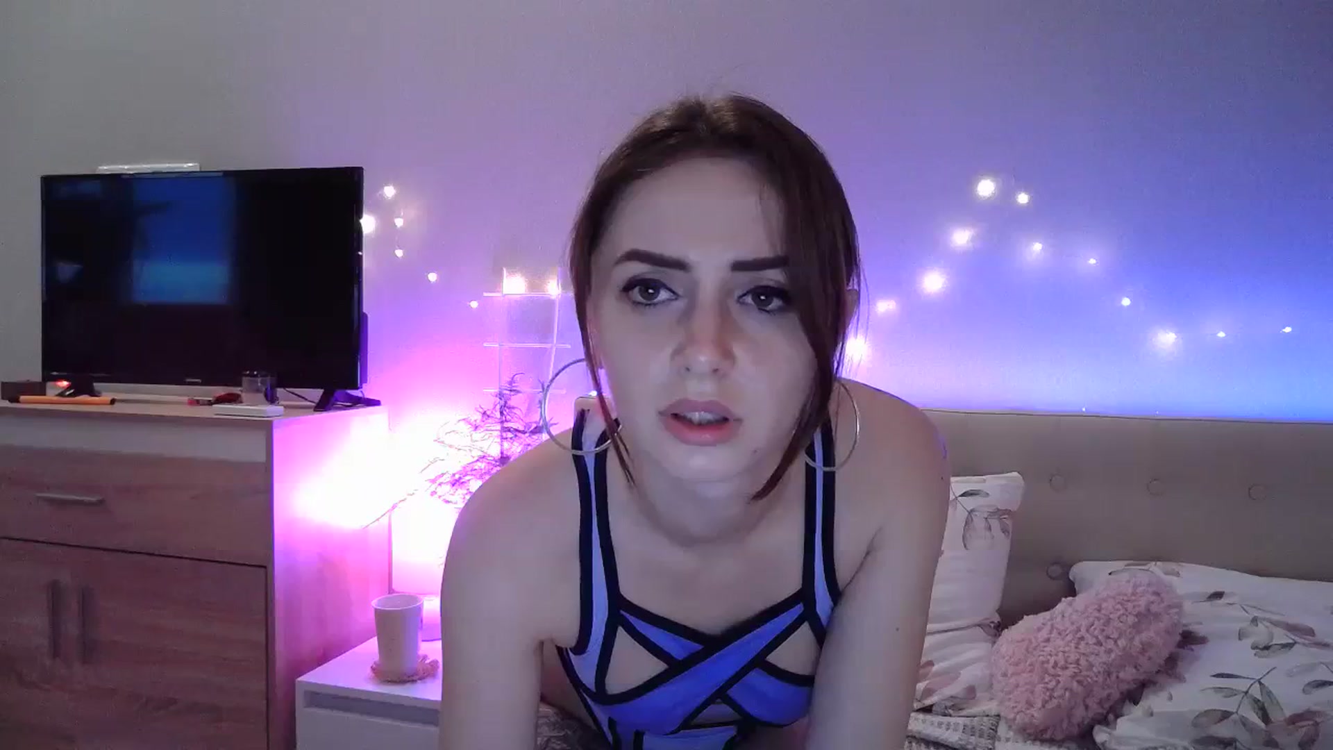 Gallery image thumbnail from Sunrise_Ntl's myfreecams stream on, 09/02/2023, 17:55 image 9 of 20