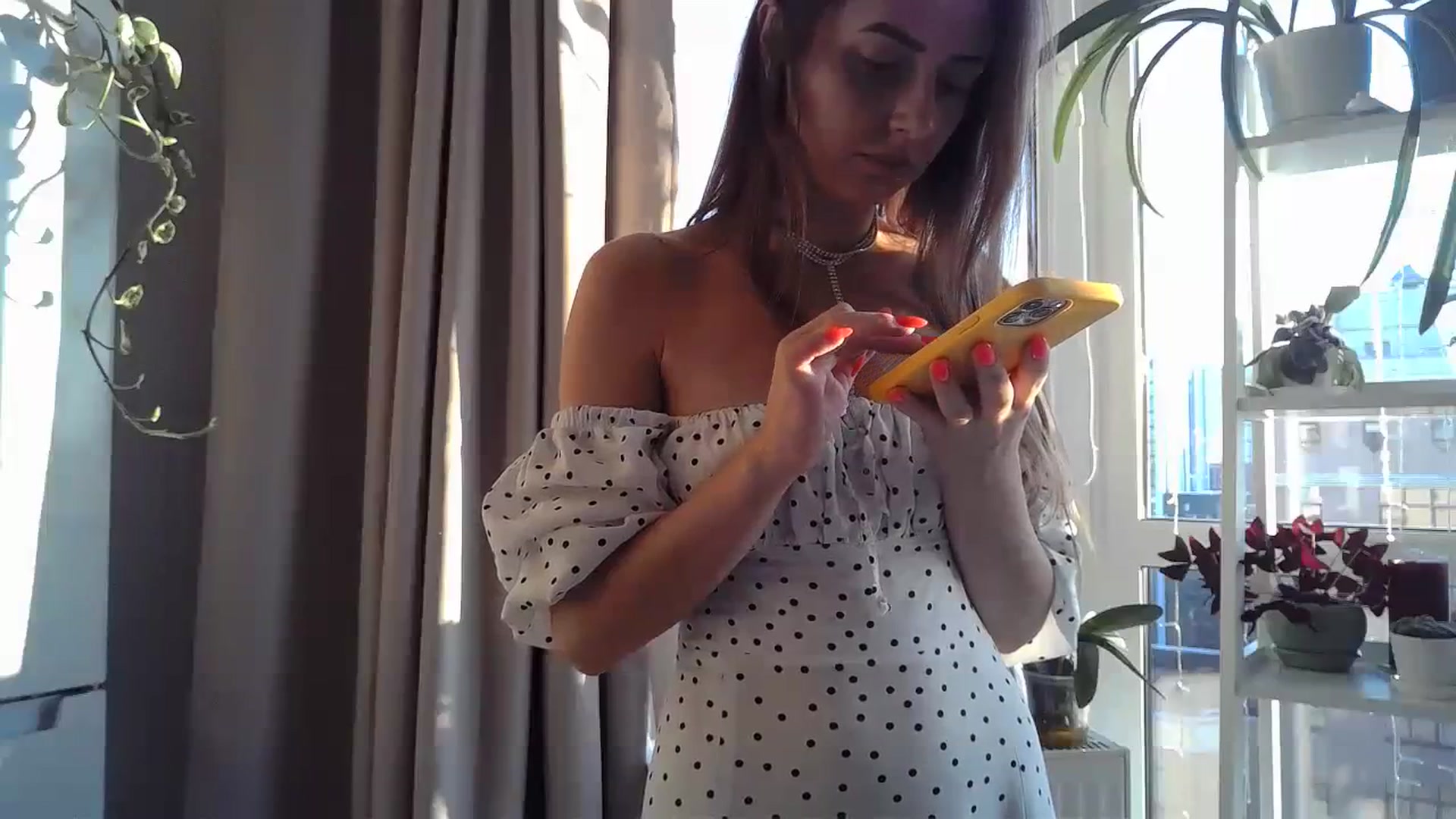 Gallery image thumbnail from Sunrise_Ntl's myfreecams stream on, 09/05/2023, 16:11 image 18 of 20