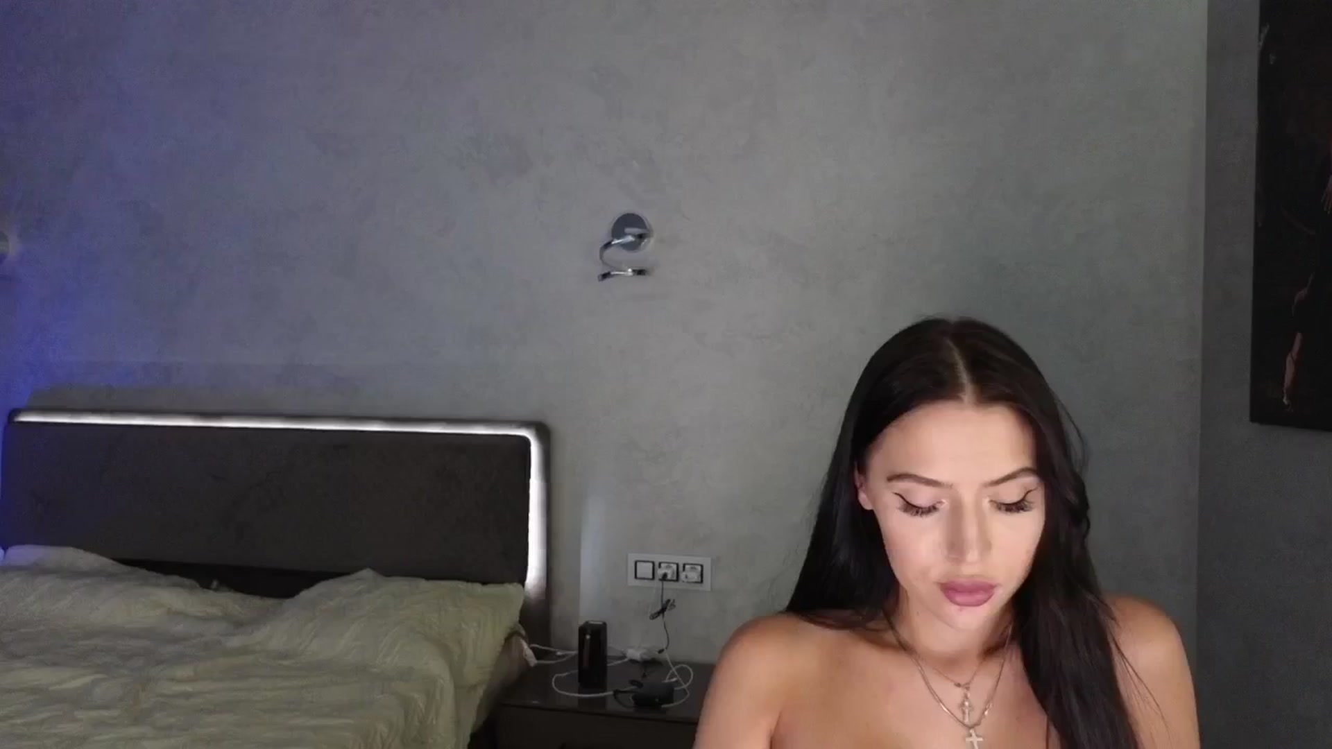Gallery image thumbnail from SunshineK's myfreecams stream on, 07/06/2024, 17:15 image 18 of 20