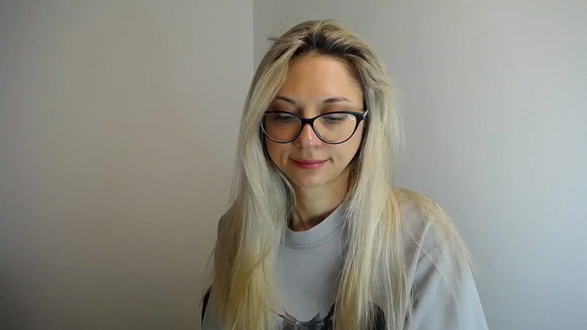 Gallery image thumbnail from Sunshine_alis's myfreecams stream on, 04/26/2024, 13:53 image 8 of 20