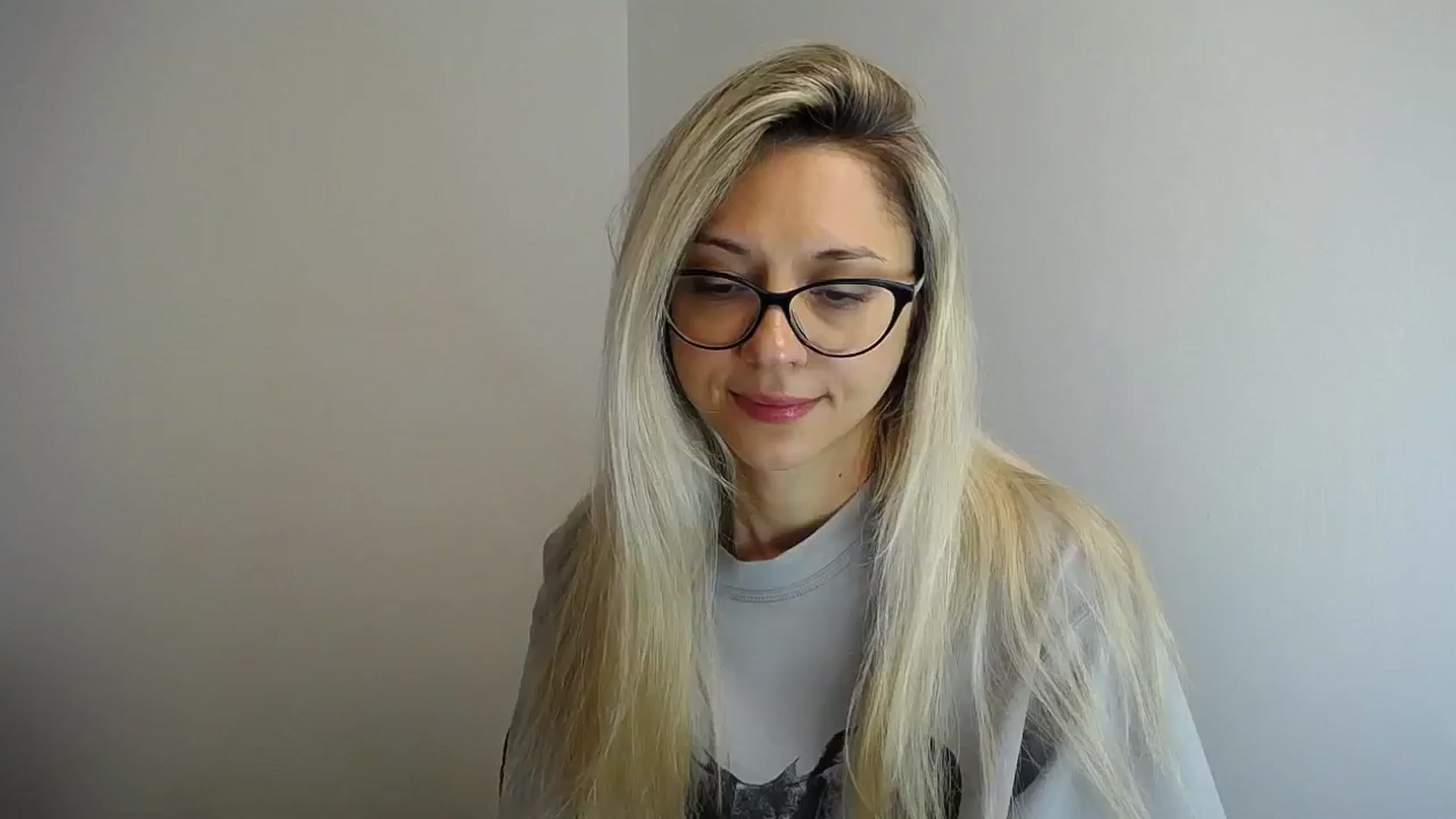 Gallery image thumbnail from Sunshine_alis's myfreecams stream on, 04/26/2024, 13:53 image 6 of 20