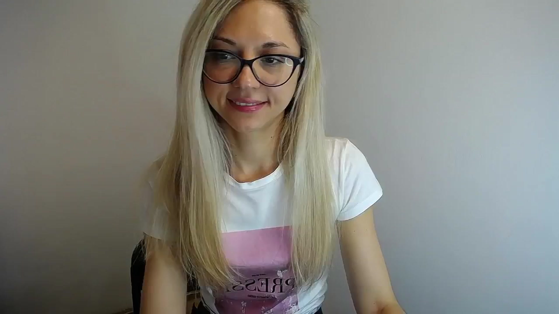 Gallery image thumbnail from Sunshine_alis's myfreecams stream on, 04/29/2024, 13:40 image 1 of 20