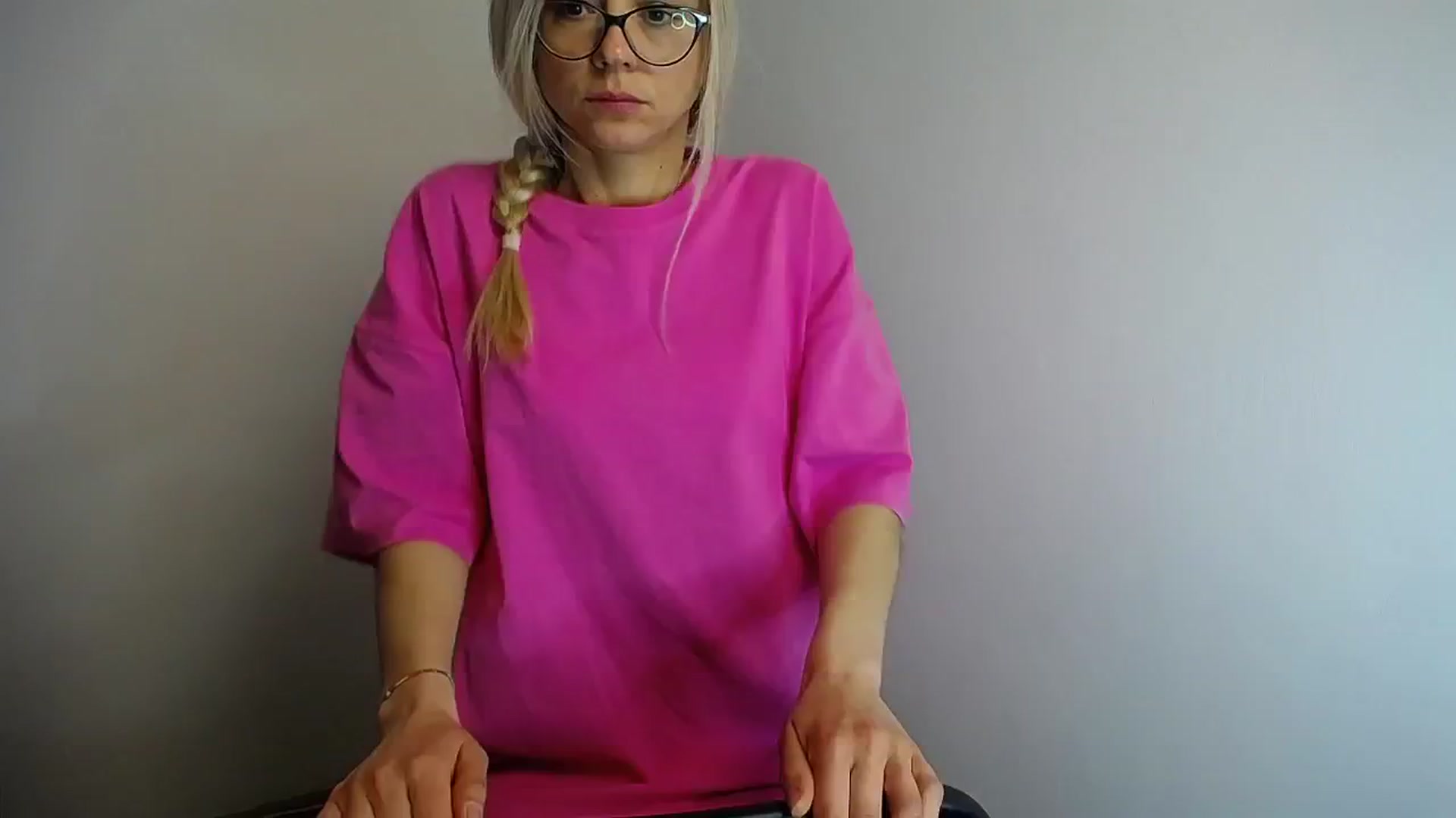 Gallery image thumbnail from Sunshine_alis's myfreecams stream on, 04/30/2024, 14:21 image 8 of 20