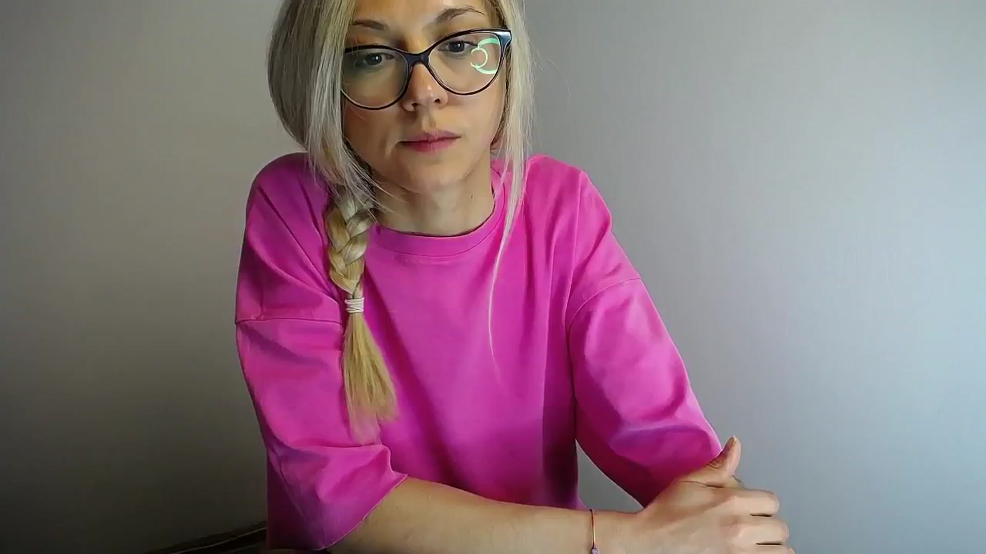 Gallery image thumbnail from Sunshine_alis's myfreecams stream on, 04/30/2024, 14:21 image 6 of 20
