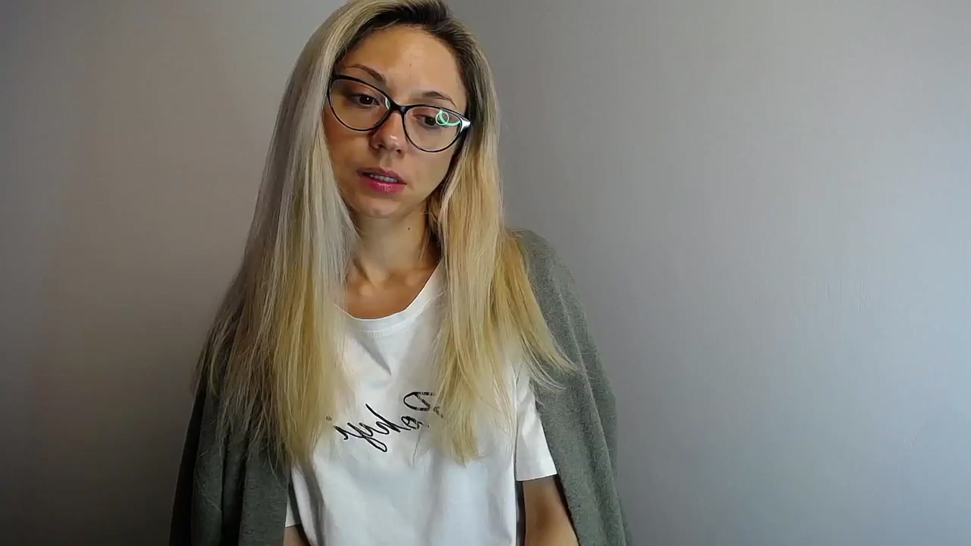 Gallery image thumbnail from Sunshine_alis's myfreecams stream on, 05/03/2024, 13:05 image 5 of 20