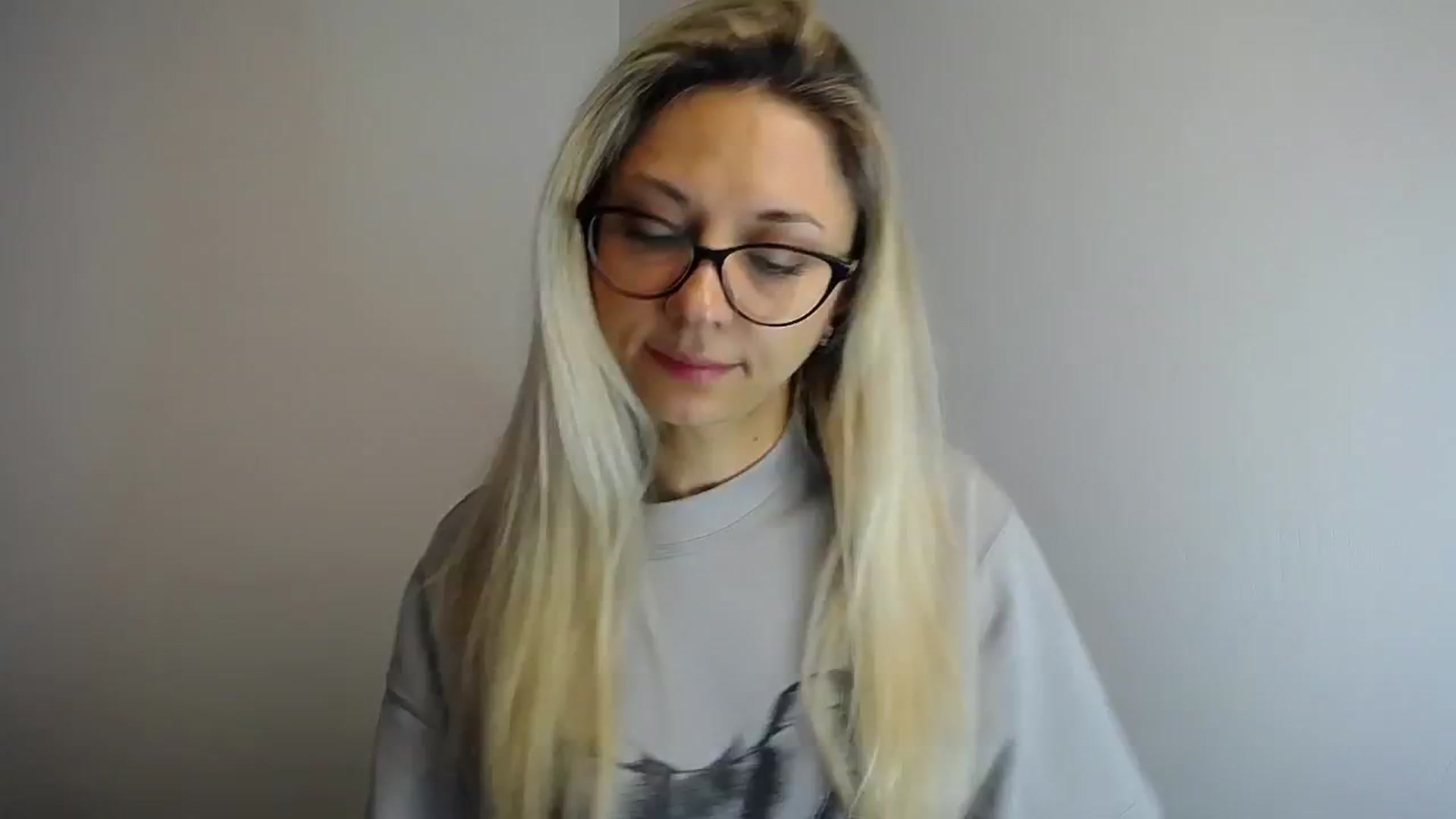 Gallery image thumbnail from Sunshine_alis's myfreecams stream on, 05/07/2024, 12:59 image 5 of 20