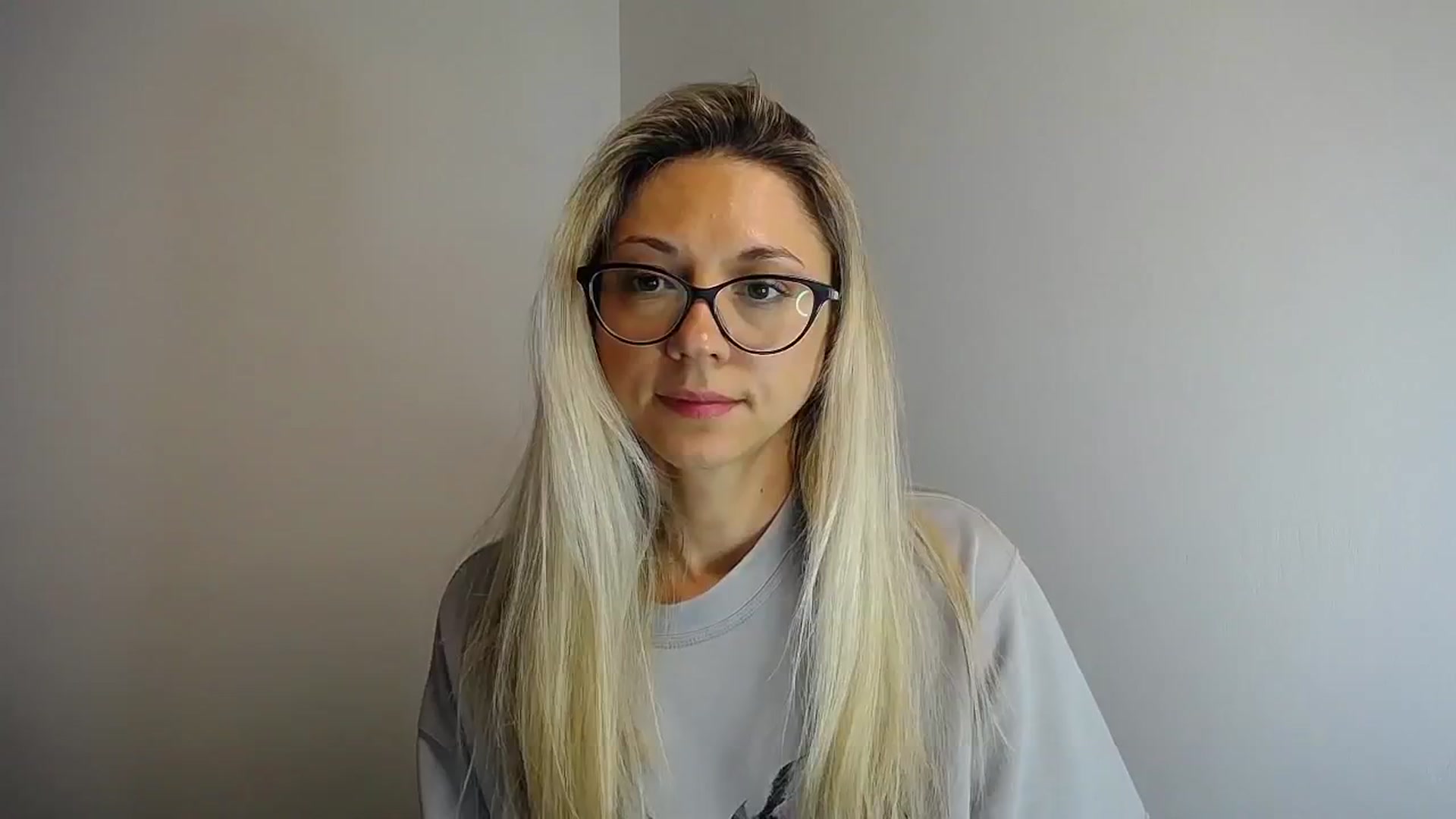 Gallery image thumbnail from Sunshine_alis's myfreecams stream on, 05/07/2024, 12:59 image 2 of 20