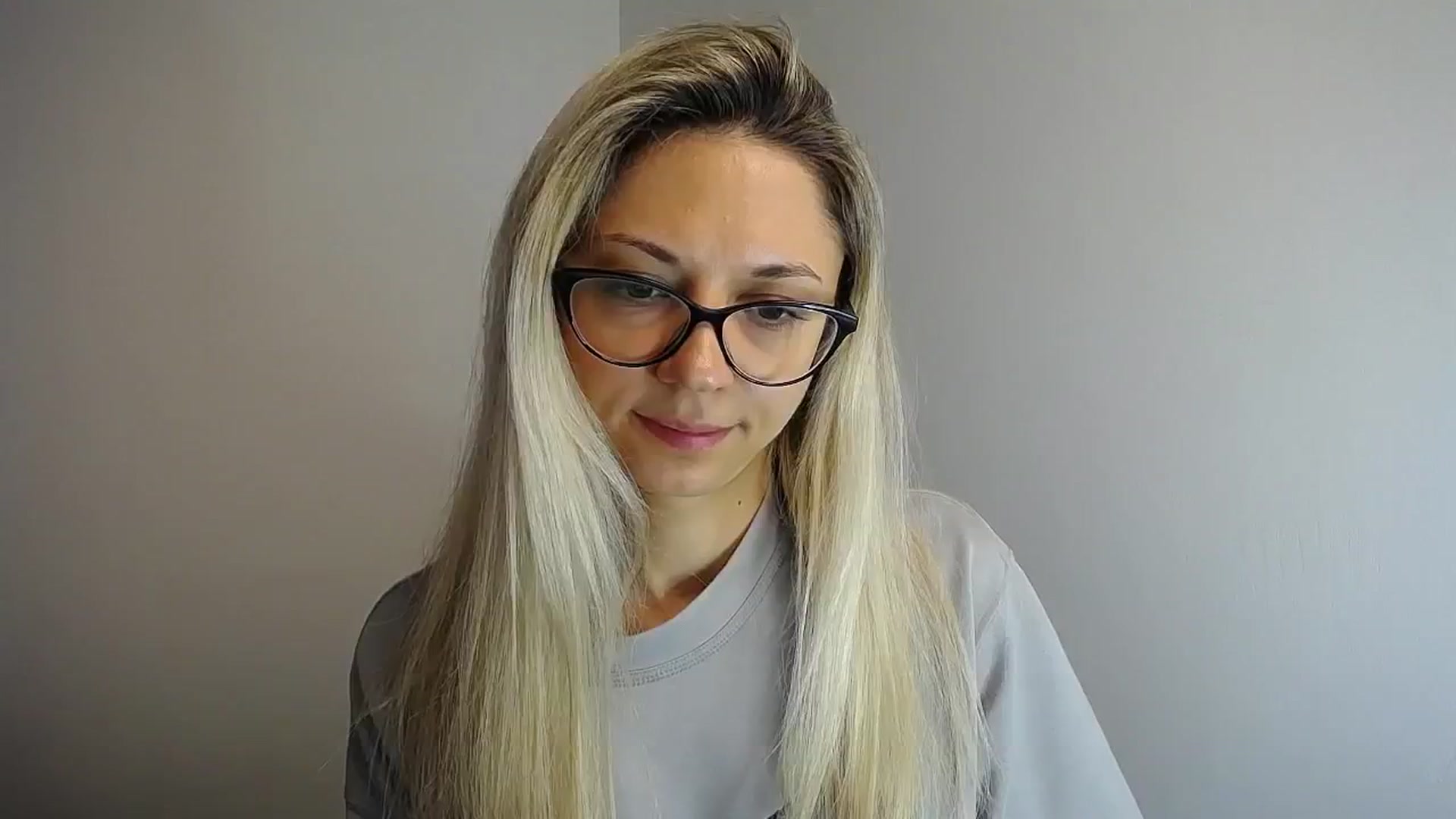 Gallery image thumbnail from Sunshine_alis's myfreecams stream on, 05/07/2024, 12:59 image 8 of 20