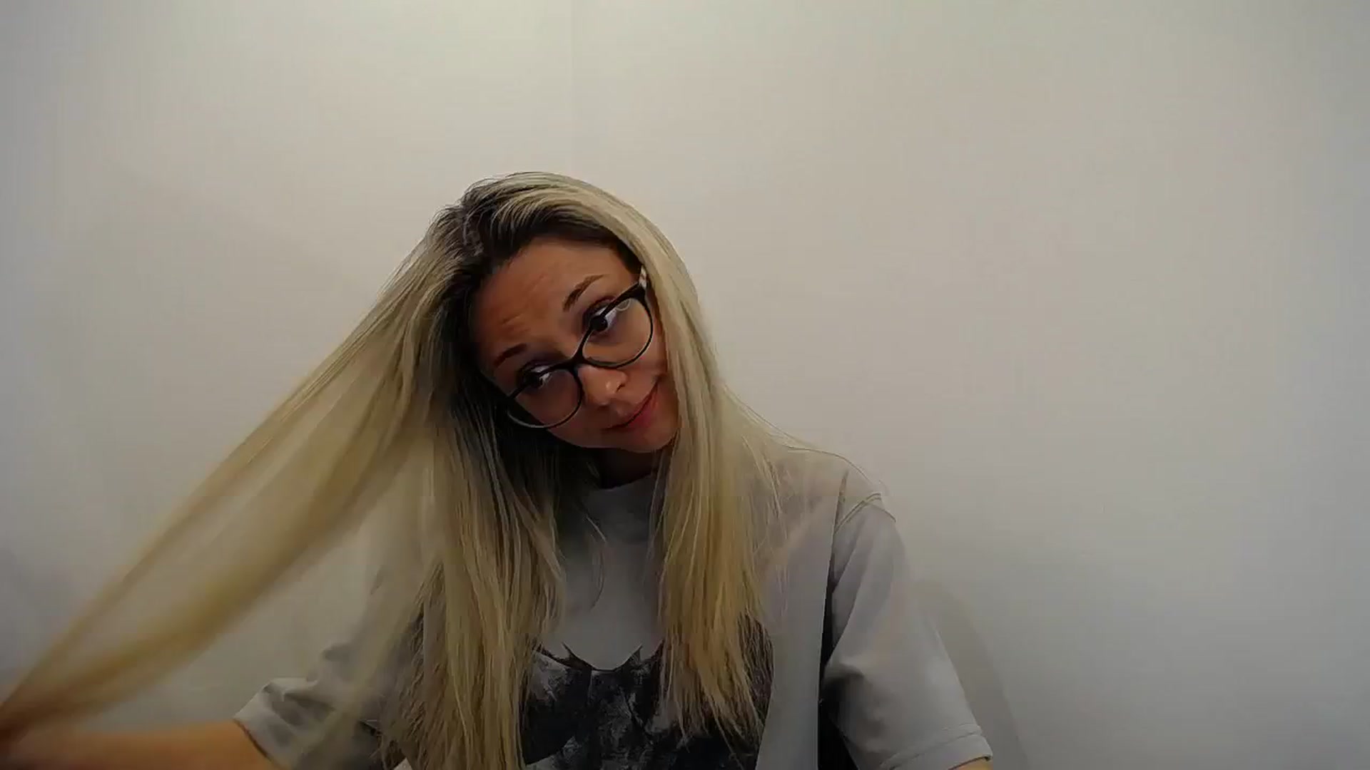 Gallery image thumbnail from Sunshine_alis's myfreecams stream on, 05/07/2024, 15:17 image 14 of 20