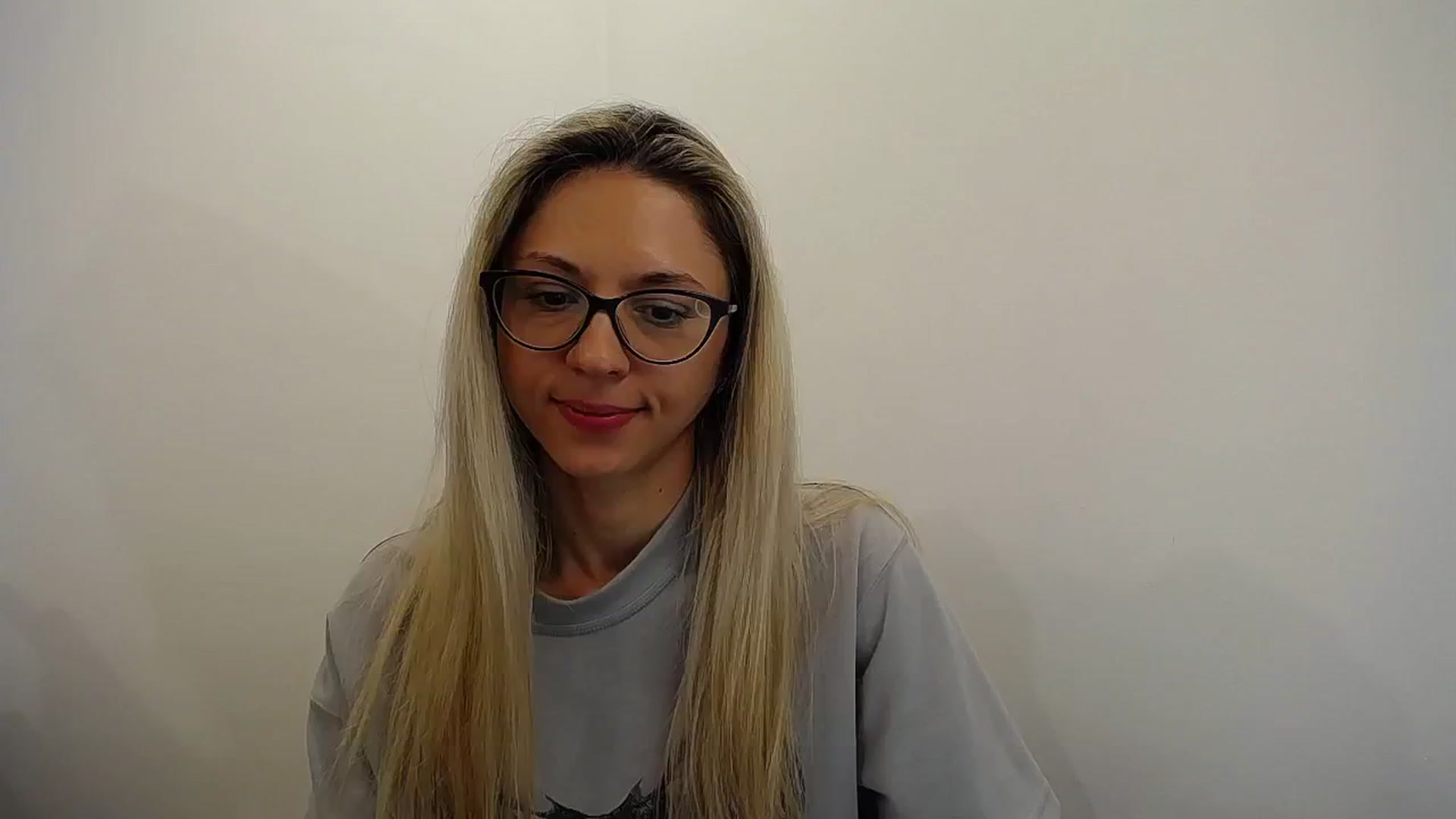 Gallery image thumbnail from Sunshine_alis's myfreecams stream on, 05/07/2024, 15:17 image 8 of 20