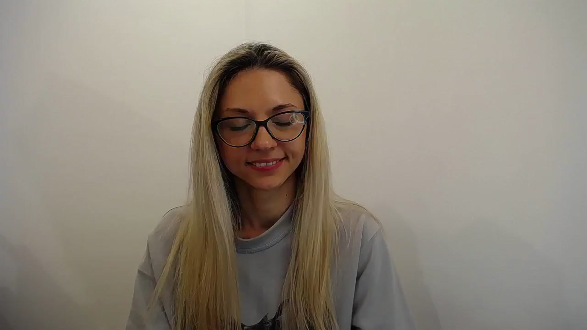 Gallery image thumbnail from Sunshine_alis's myfreecams stream on, 05/07/2024, 15:17 image 10 of 20