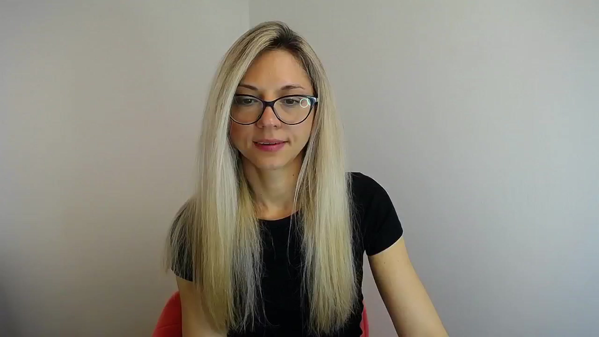 Gallery image thumbnail from Sunshine_alis's myfreecams stream on, 05/08/2024, 12:02 image 15 of 20