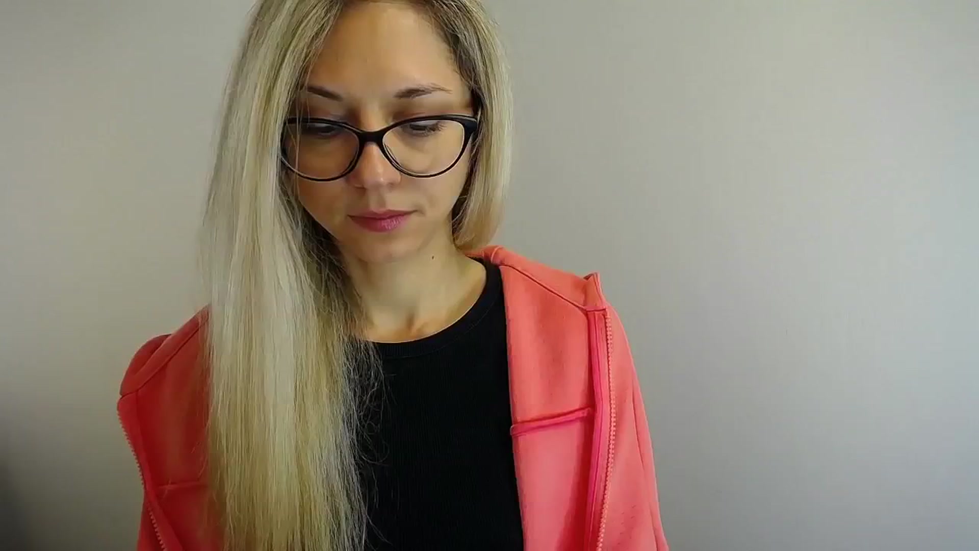 Gallery image thumbnail from Sunshine_alis's myfreecams stream on, 05/08/2024, 12:02 image 5 of 20