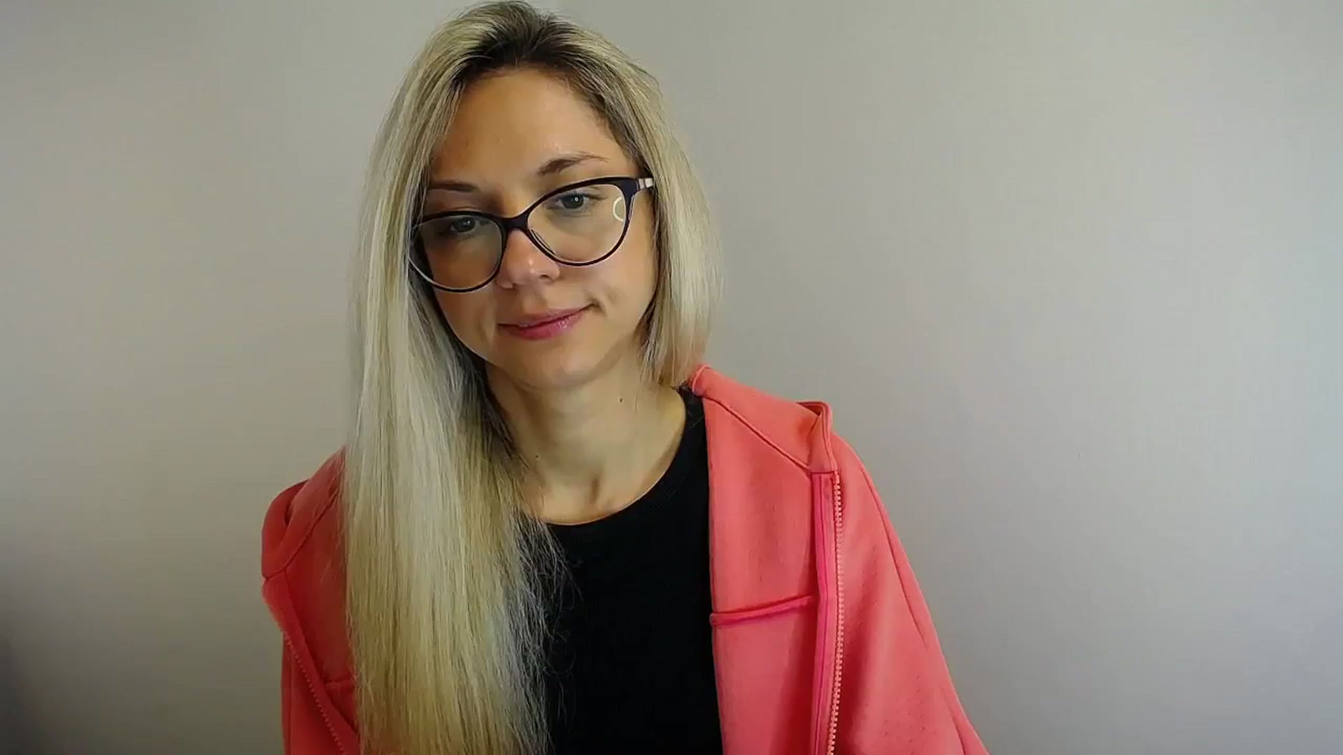 Gallery image thumbnail from Sunshine_alis's myfreecams stream on, 05/08/2024, 12:02 image 7 of 20