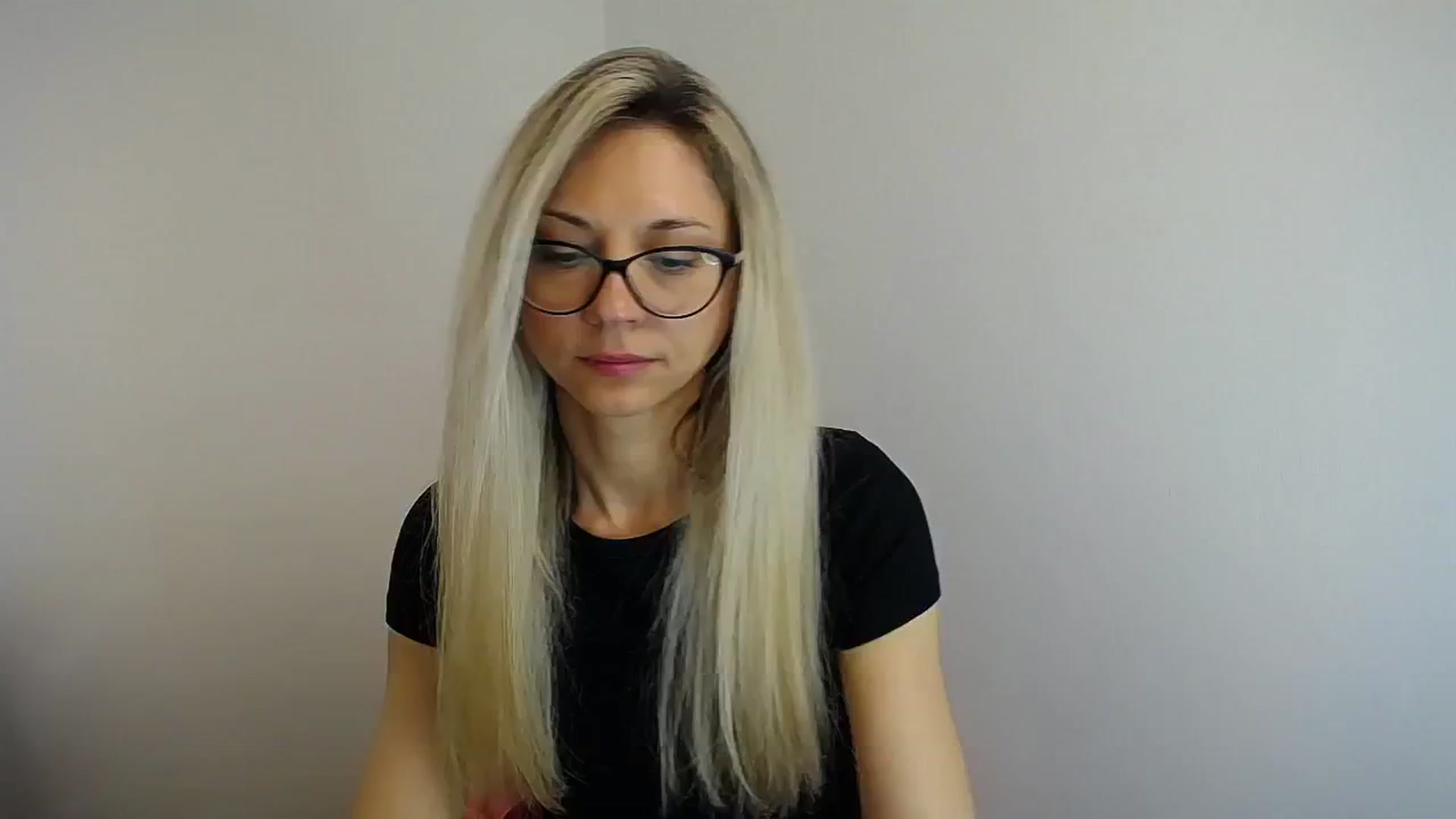 Gallery image thumbnail from Sunshine_alis's myfreecams stream on, 05/08/2024, 12:02 image 10 of 20