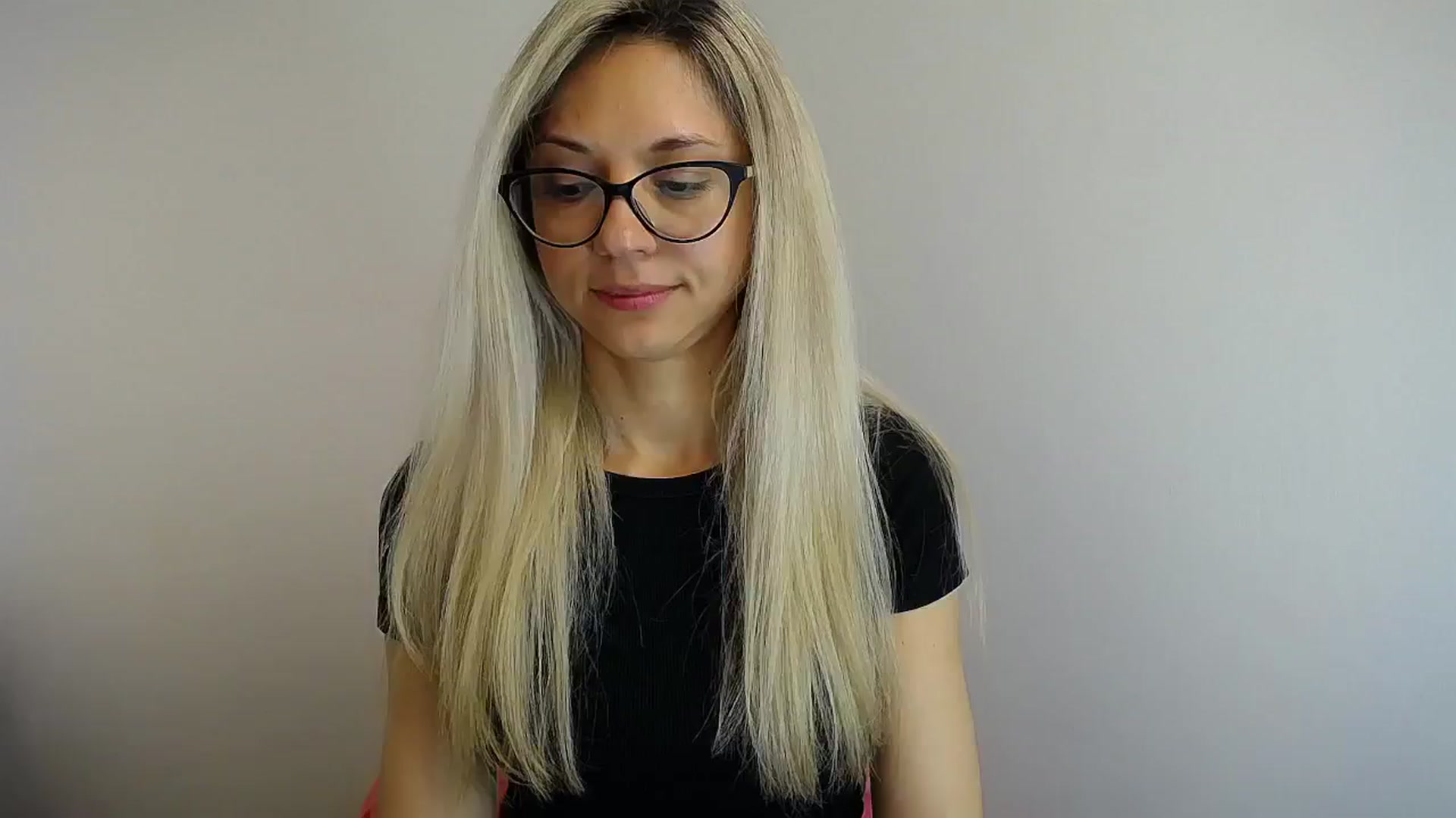 Gallery image thumbnail from Sunshine_alis's myfreecams stream on, 05/08/2024, 12:02 image 16 of 20