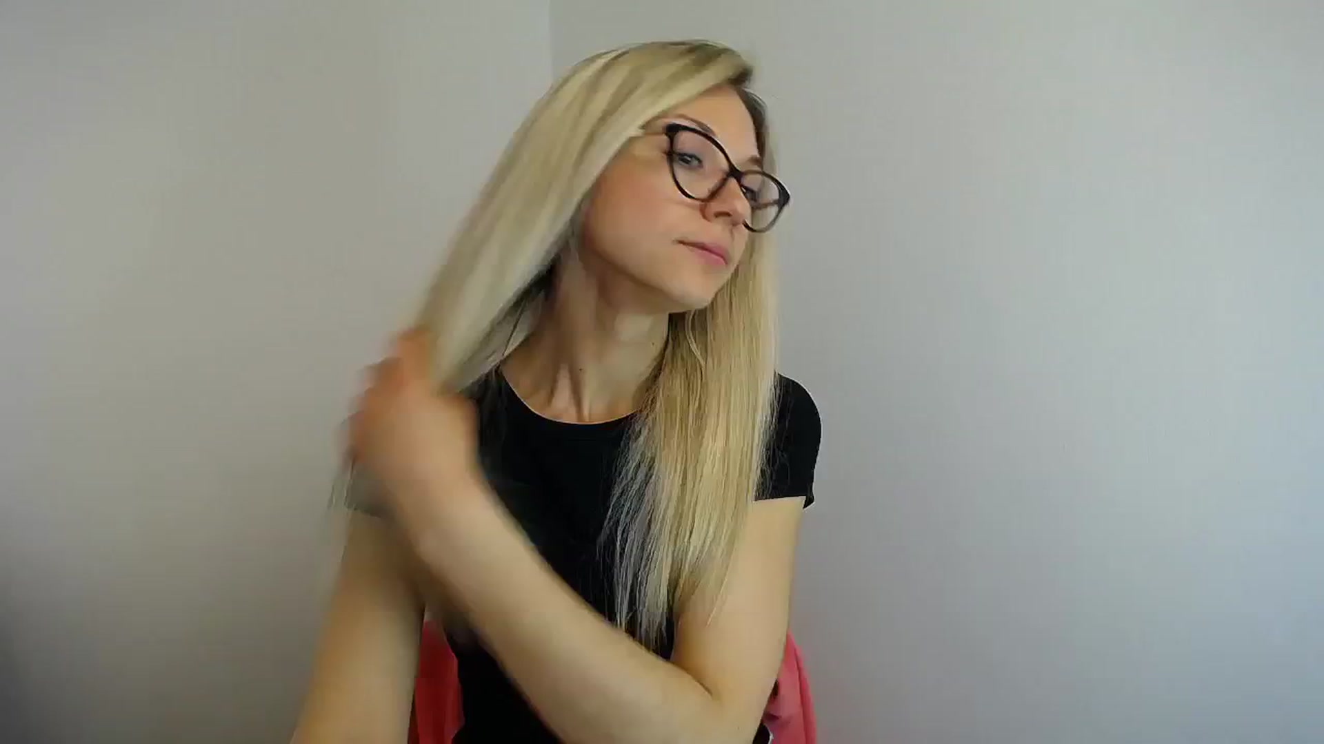 Gallery image thumbnail from Sunshine_alis's myfreecams stream on, 05/08/2024, 12:02 image 18 of 20