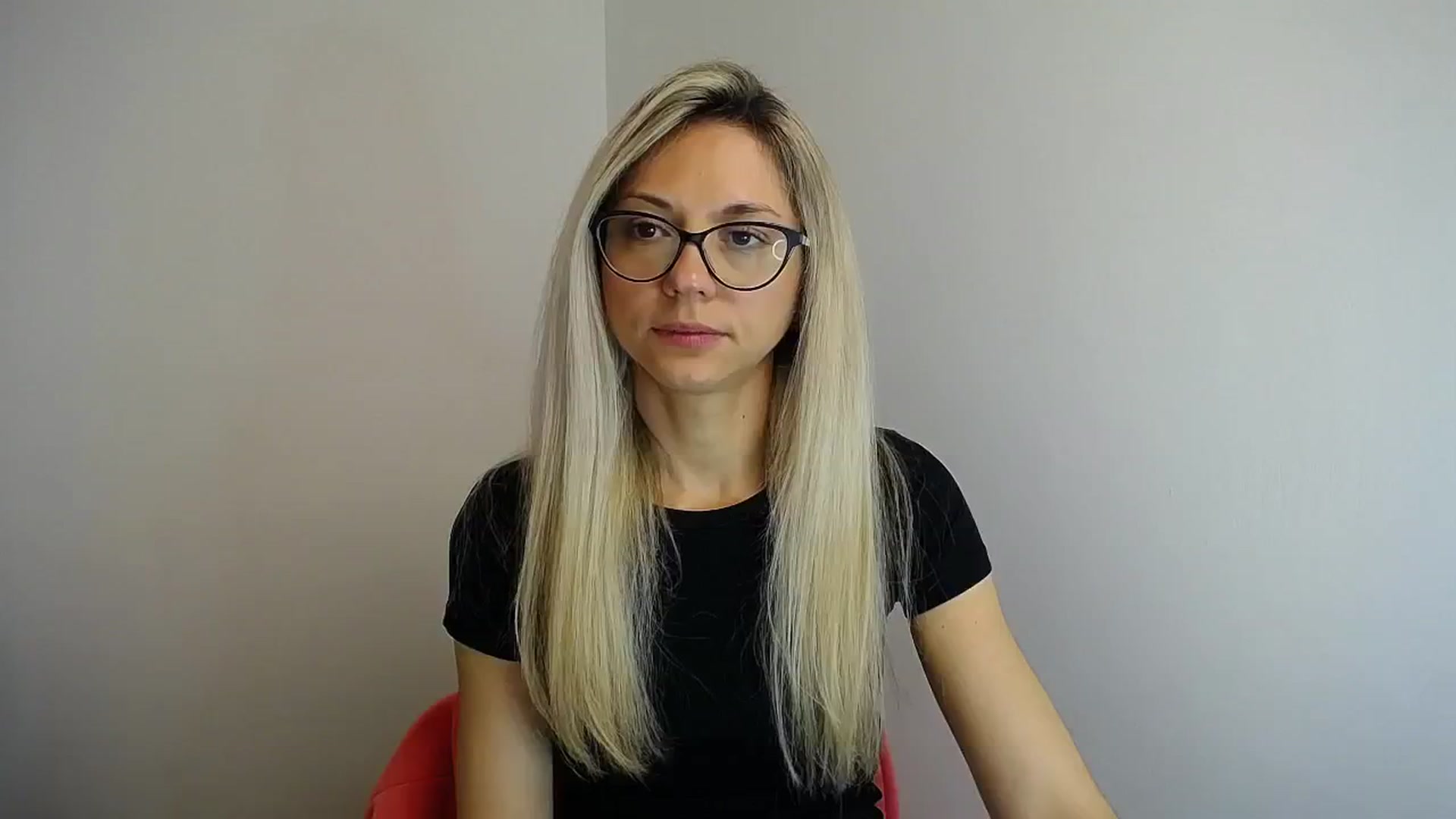 Gallery image thumbnail from Sunshine_alis's myfreecams stream on, 05/08/2024, 12:15 image 6 of 20