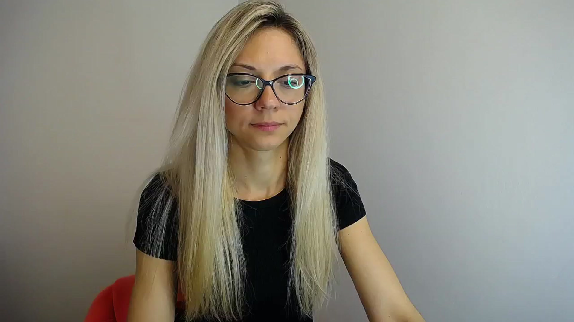 Gallery image thumbnail from Sunshine_alis's myfreecams stream on, 05/08/2024, 12:15 image 18 of 20