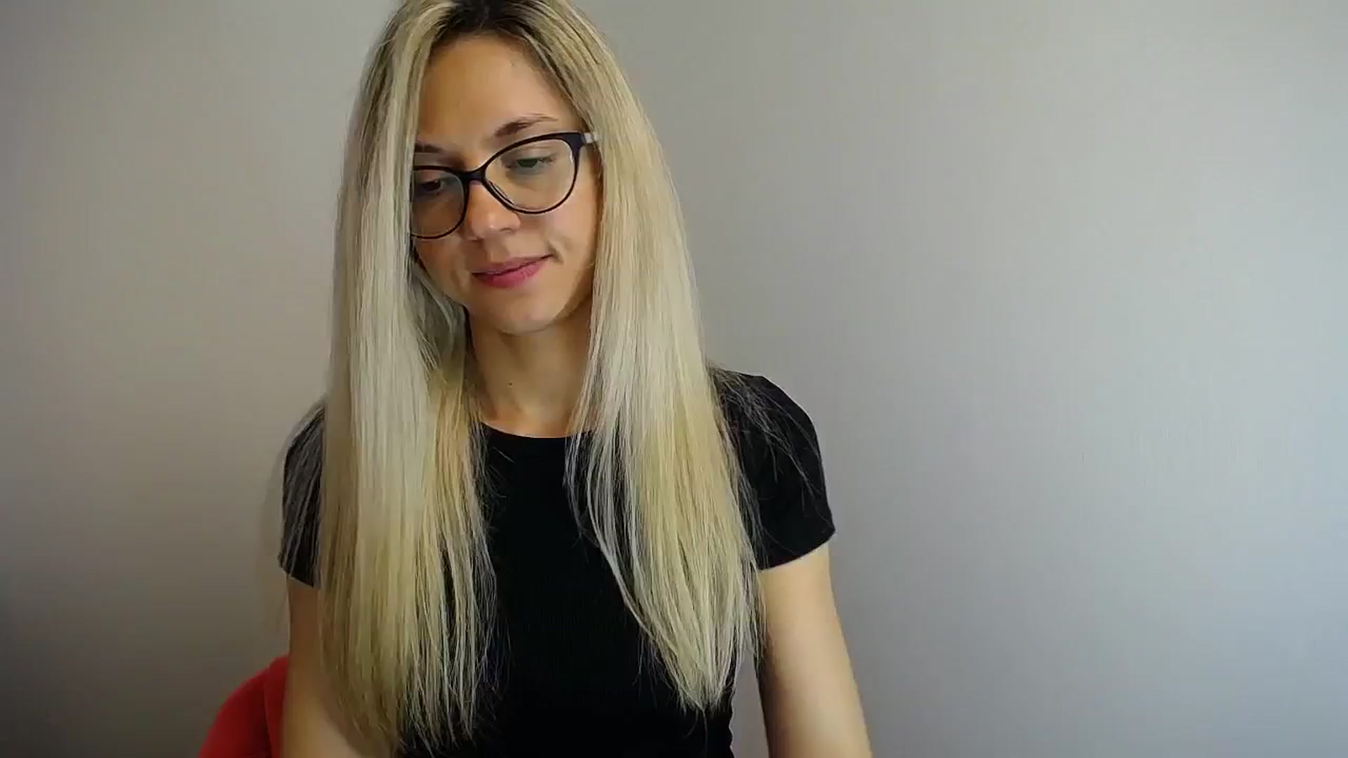 Gallery image thumbnail from Sunshine_alis's myfreecams stream on, 05/08/2024, 12:15 image 16 of 20