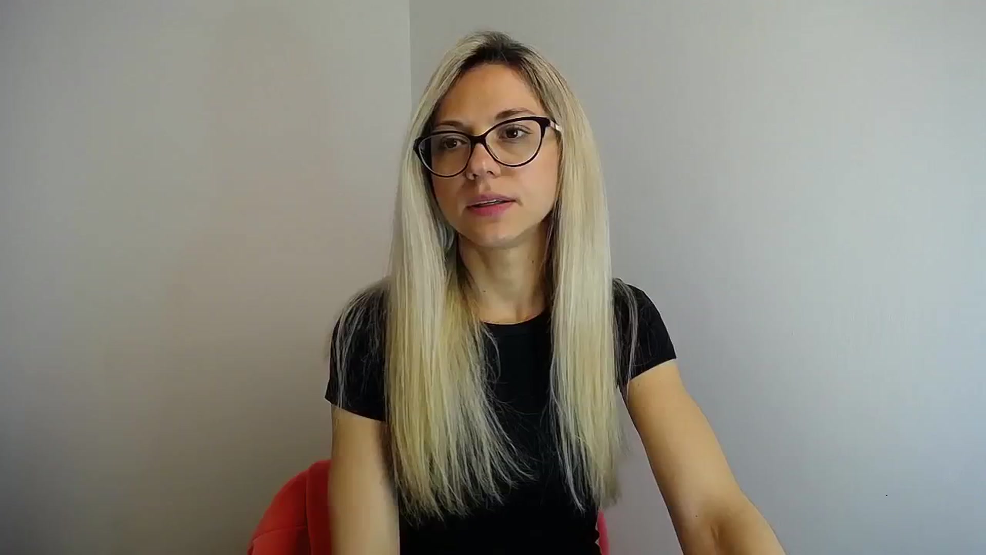 Gallery image thumbnail from Sunshine_alis's myfreecams stream on, 05/08/2024, 12:15 image 2 of 20