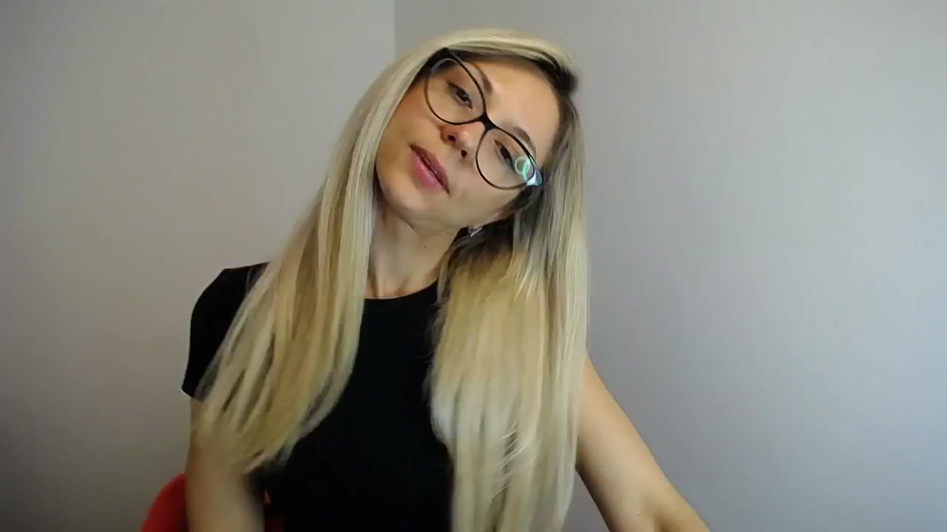 Gallery image thumbnail from Sunshine_alis's myfreecams stream on, 05/08/2024, 12:15 image 20 of 20