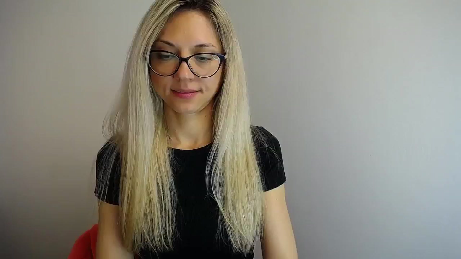 Gallery image thumbnail from Sunshine_alis's myfreecams stream on, 05/08/2024, 12:15 image 19 of 20