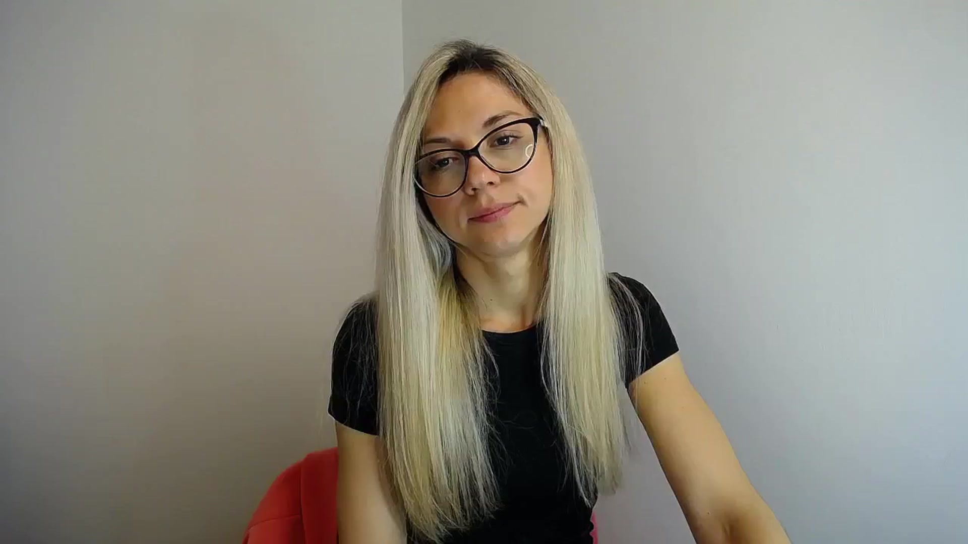 Gallery image thumbnail from Sunshine_alis's myfreecams stream on, 05/08/2024, 12:15 image 4 of 20