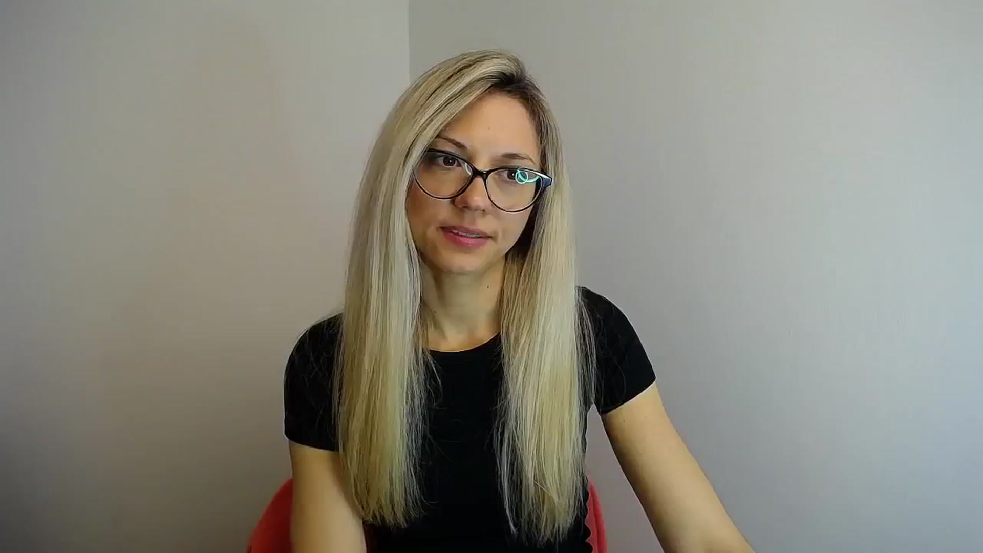 Gallery image thumbnail from Sunshine_alis's myfreecams stream on, 05/08/2024, 12:15 image 9 of 20