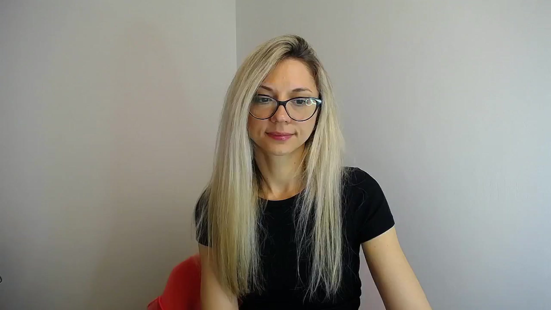 Gallery image thumbnail from Sunshine_alis's myfreecams stream on, 05/08/2024, 14:17 image 6 of 20