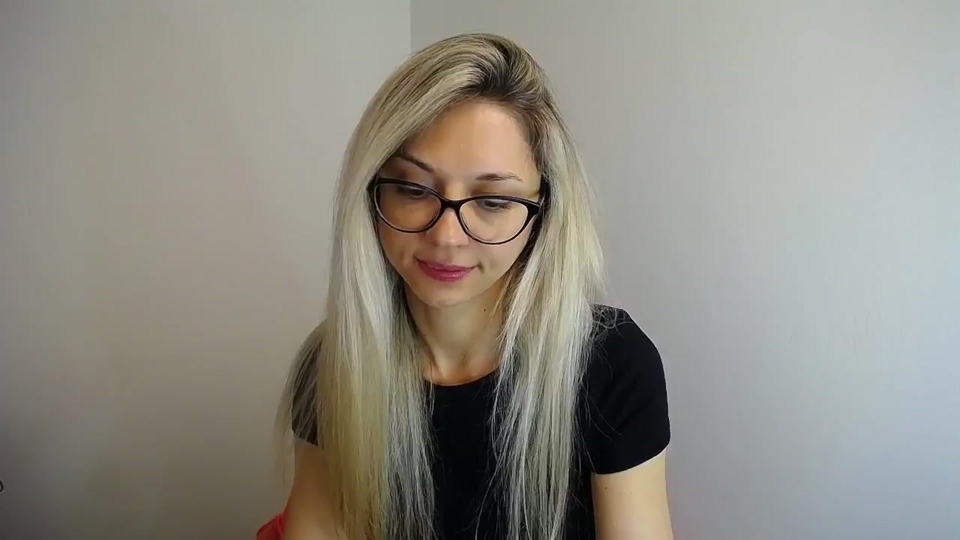Gallery image thumbnail from Sunshine_alis's myfreecams stream on, 05/08/2024, 14:17 image 5 of 20