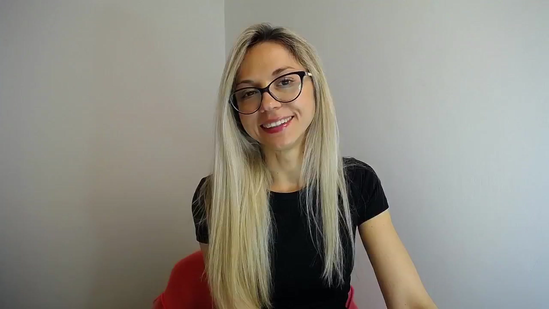 Gallery image thumbnail from Sunshine_alis's myfreecams stream on, 05/08/2024, 14:17 image 8 of 20