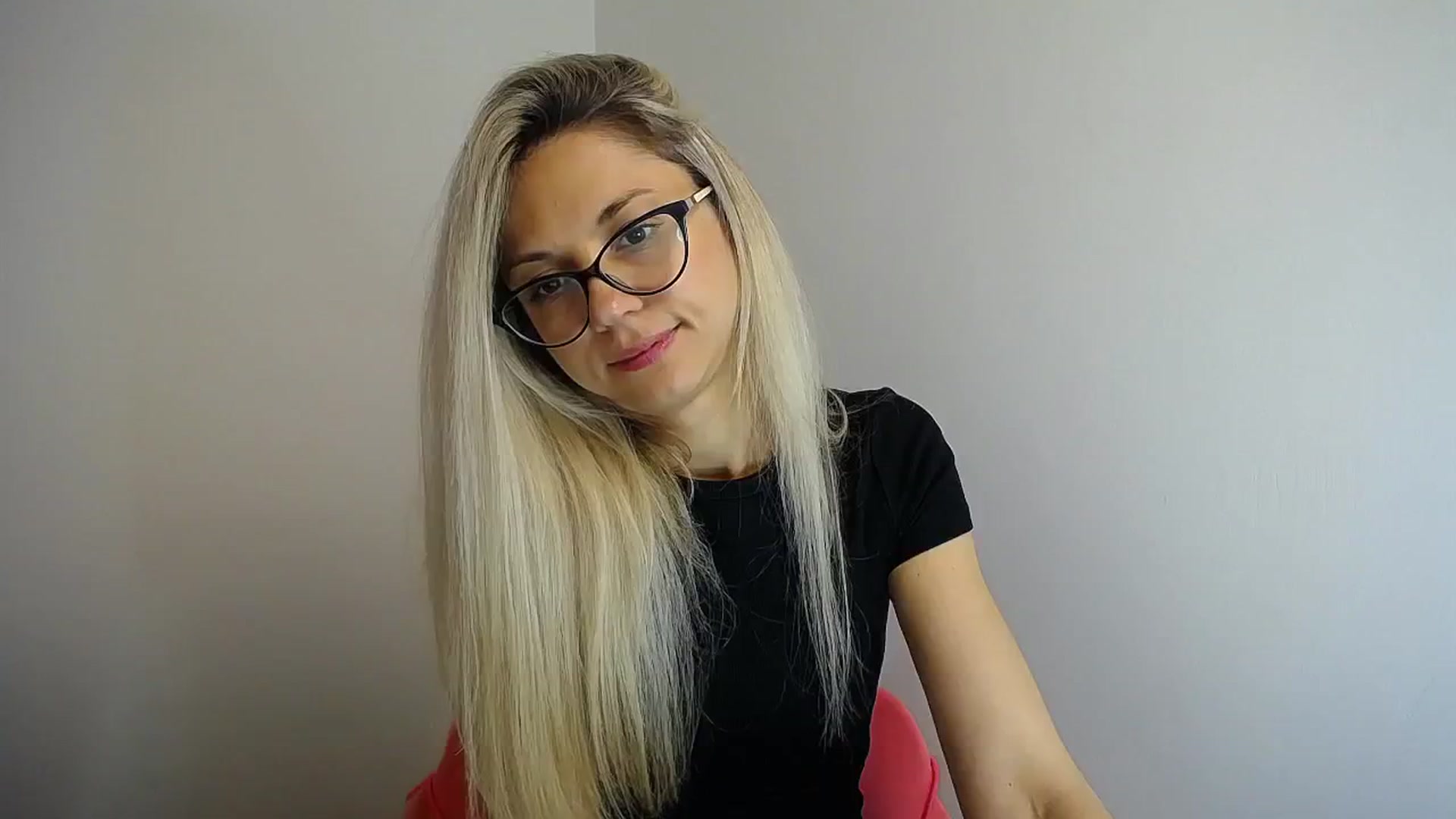 Gallery image thumbnail from Sunshine_alis's myfreecams stream on, 05/08/2024, 14:17 image 12 of 20