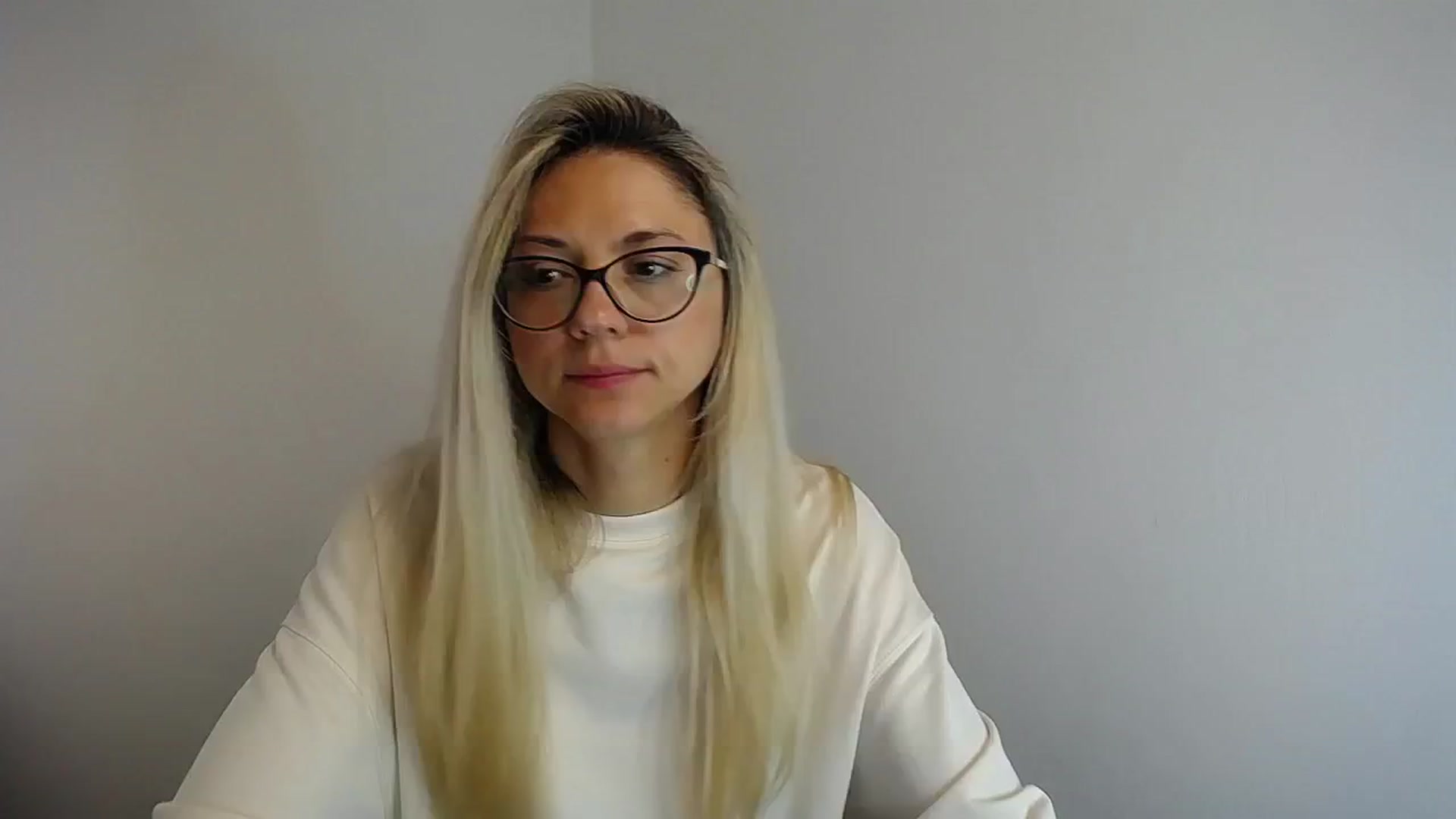 Gallery image thumbnail from Sunshine_alis's myfreecams stream on, 05/09/2024, 11:10 image 20 of 20