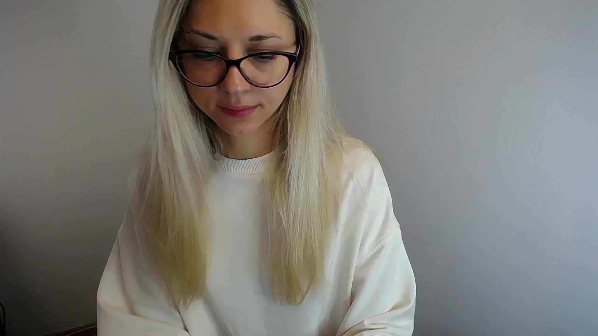Gallery image thumbnail from Sunshine_alis's myfreecams stream on, 05/09/2024, 11:10 image 10 of 20