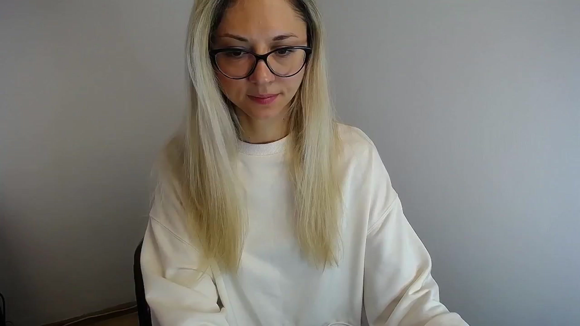 Gallery image thumbnail from Sunshine_alis's myfreecams stream on, 05/09/2024, 11:10 image 5 of 20