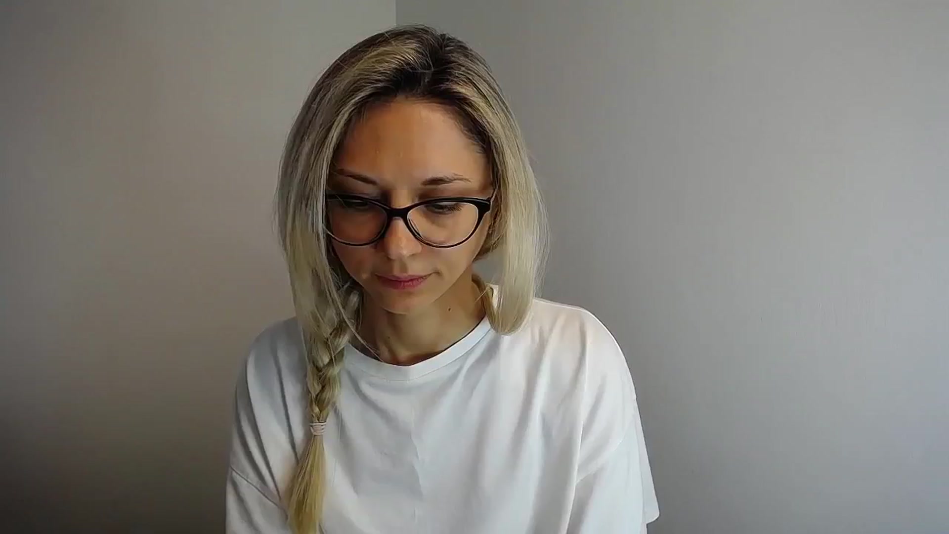 Gallery image thumbnail from Sunshine_alis's myfreecams stream on, 05/10/2024, 13:17 image 16 of 20