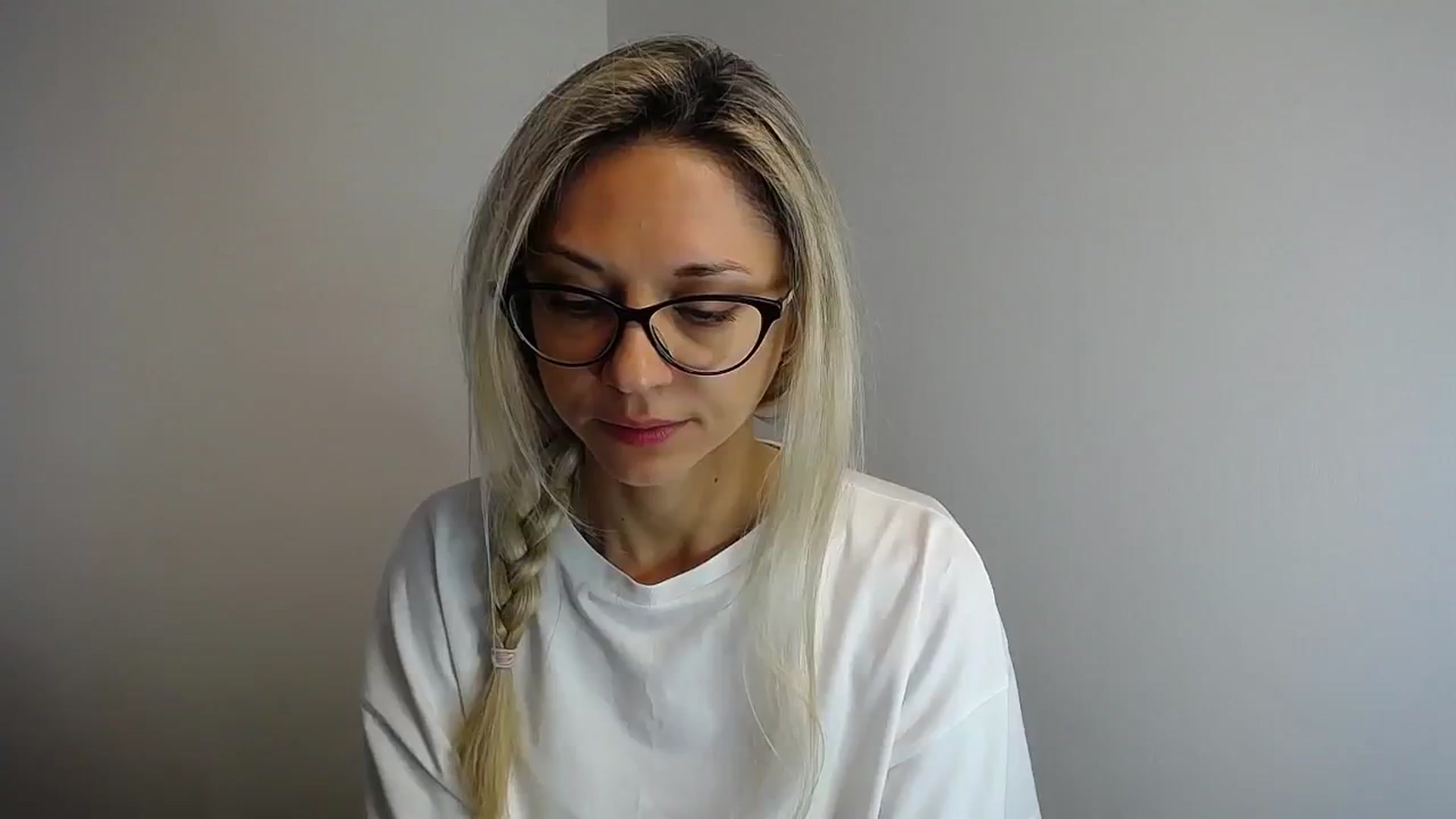 Gallery image thumbnail from Sunshine_alis's myfreecams stream on, 05/10/2024, 13:17 image 9 of 20