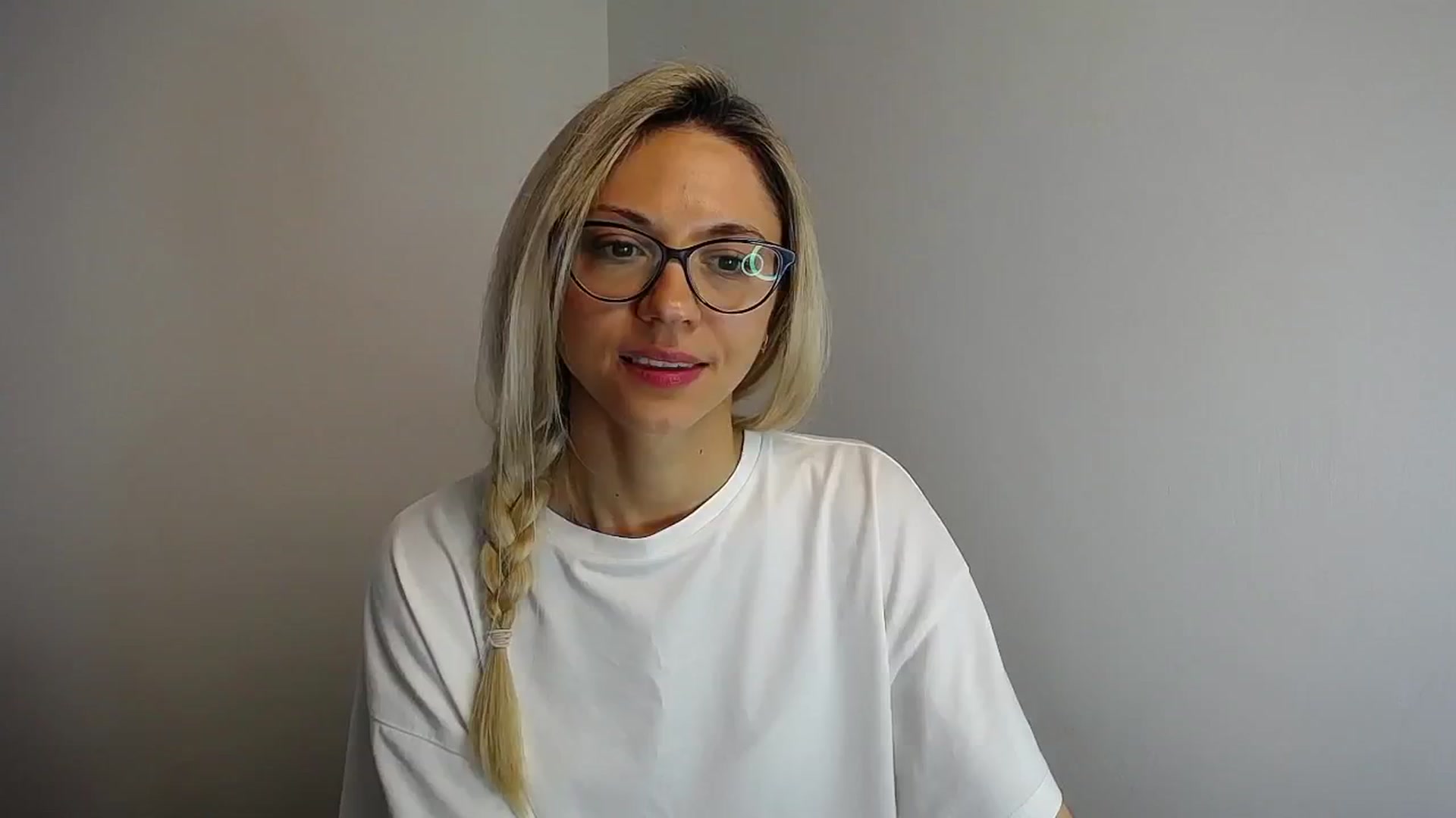 Gallery image thumbnail from Sunshine_alis's myfreecams stream on, 05/10/2024, 13:17 image 14 of 20